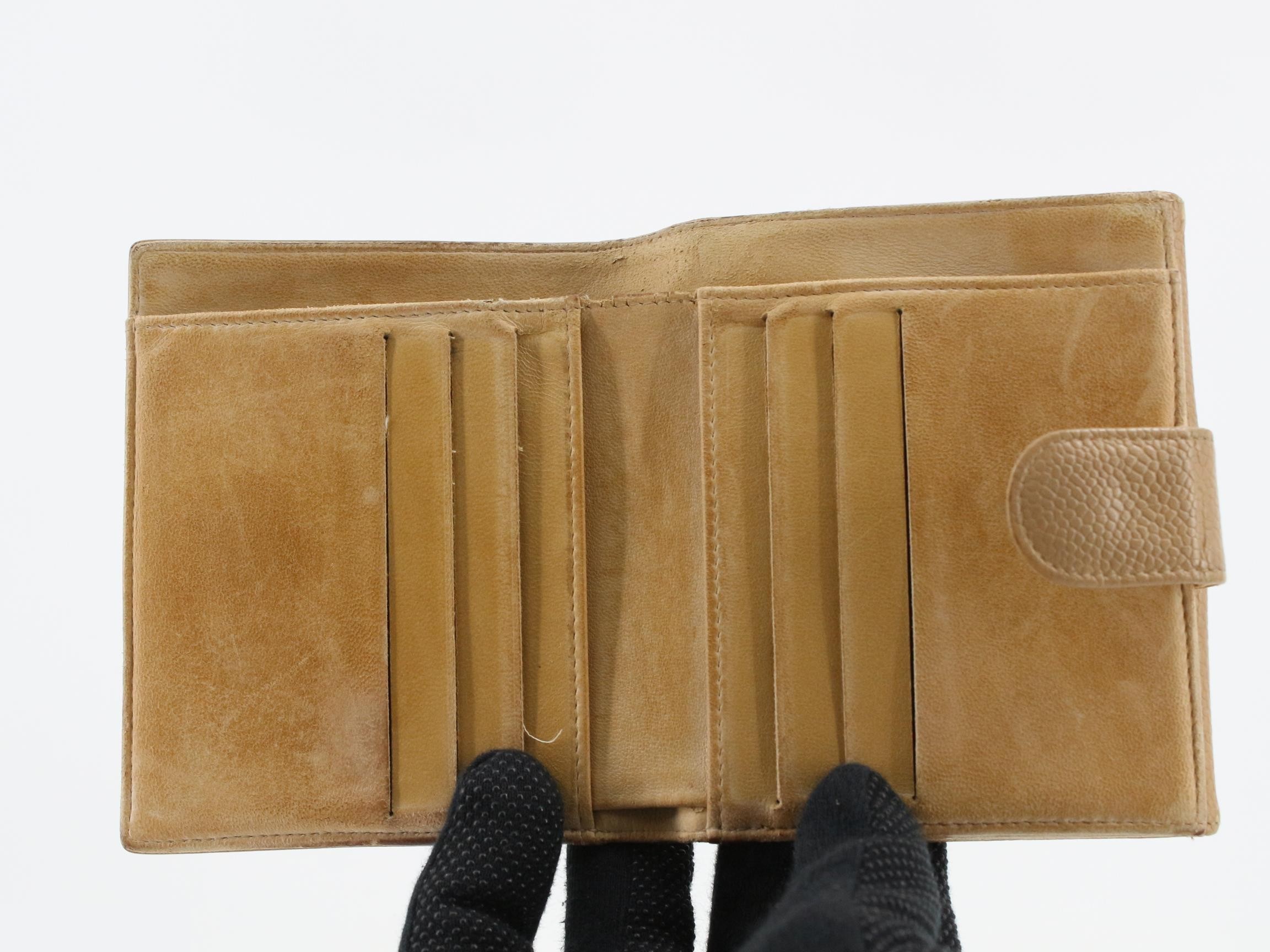 Caviar leather folding wallet — view 4