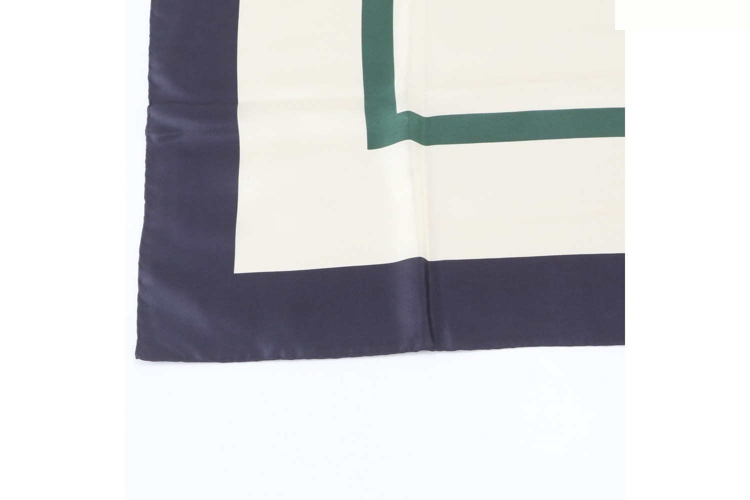 Scarf with tags — view 4