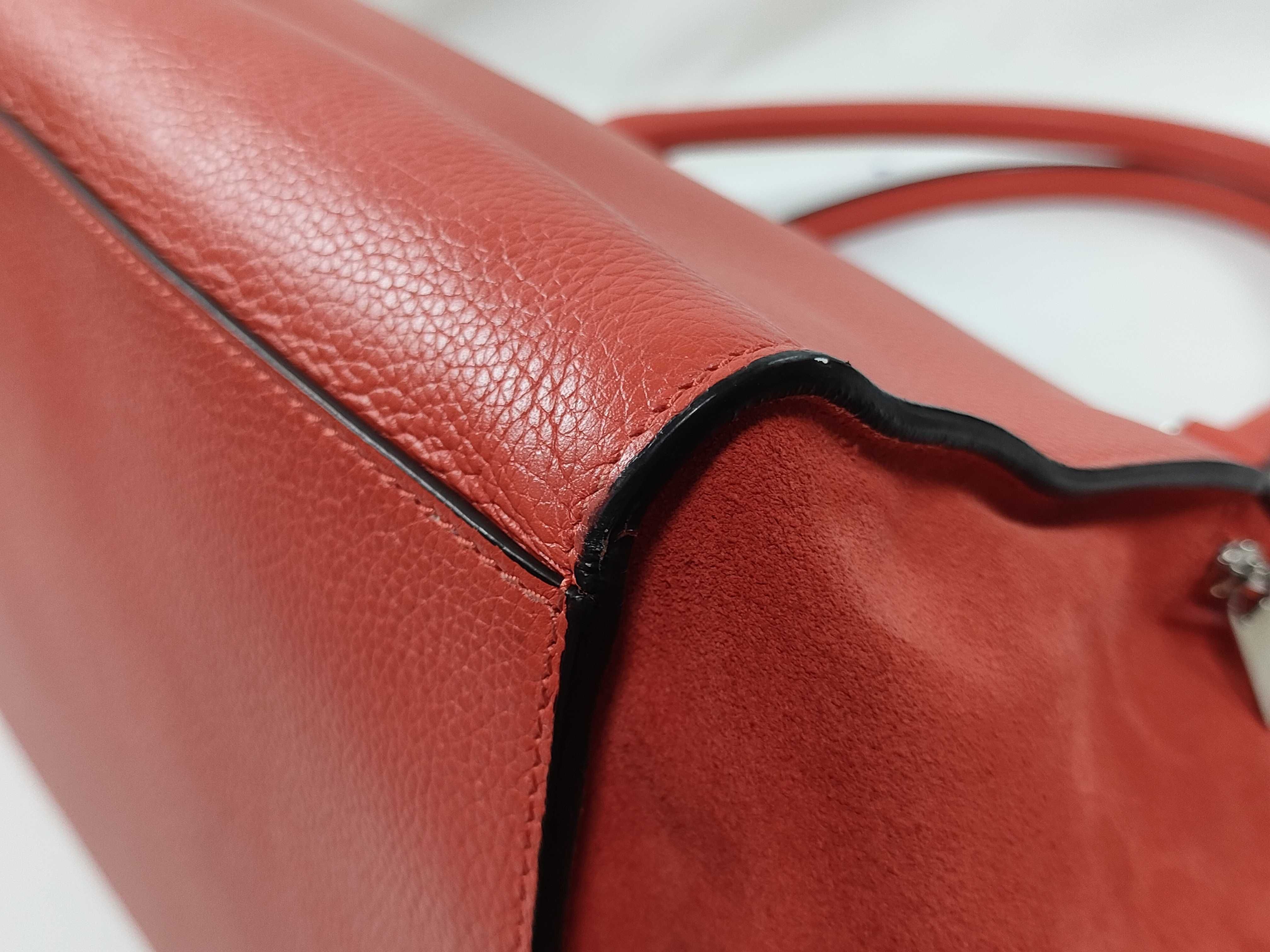 SG - Double Zip Trapeze Leather x Suede Handbag — view 7
