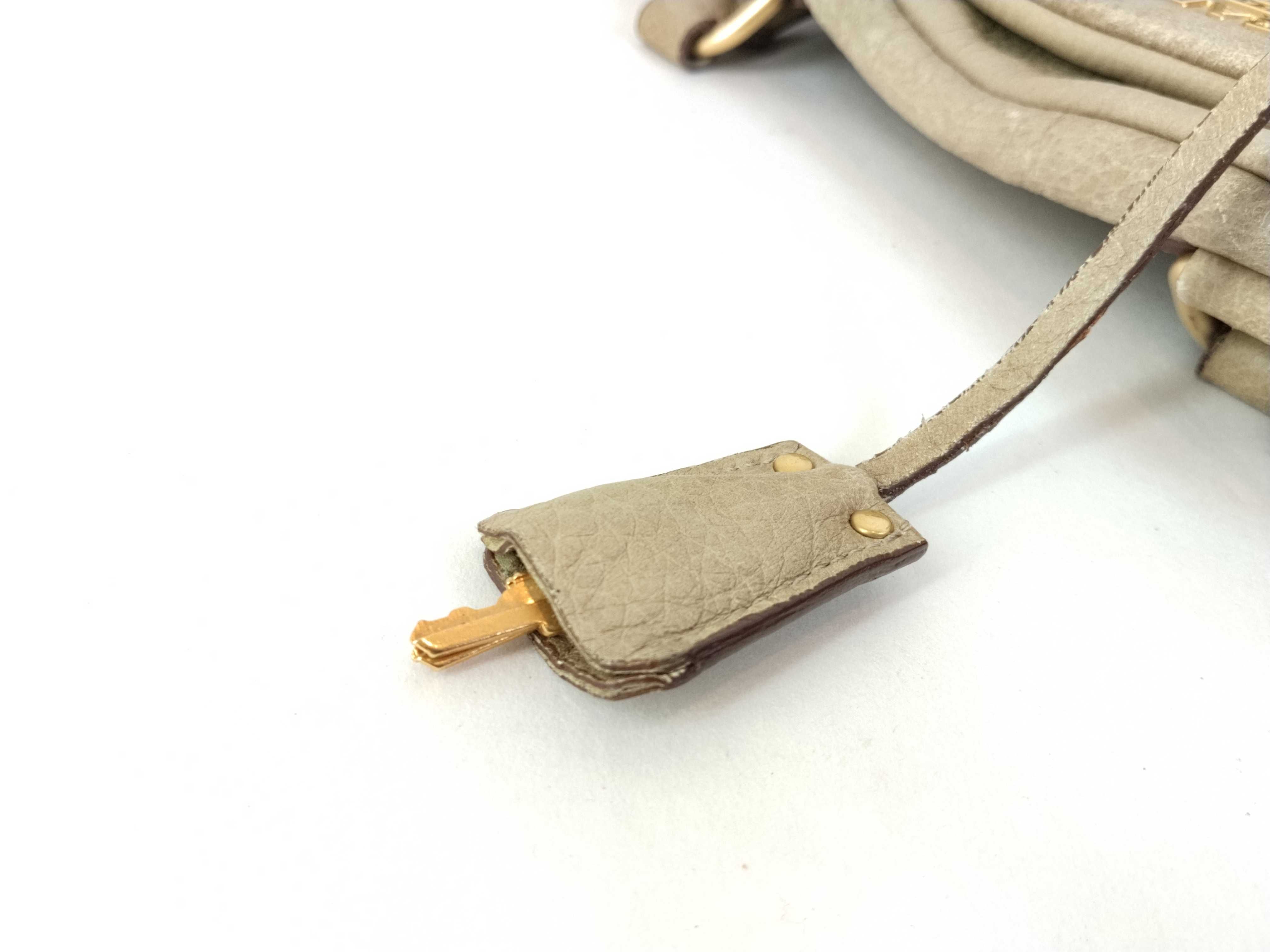Vitello Daino Bauletto Bag (Handbag) — view 15