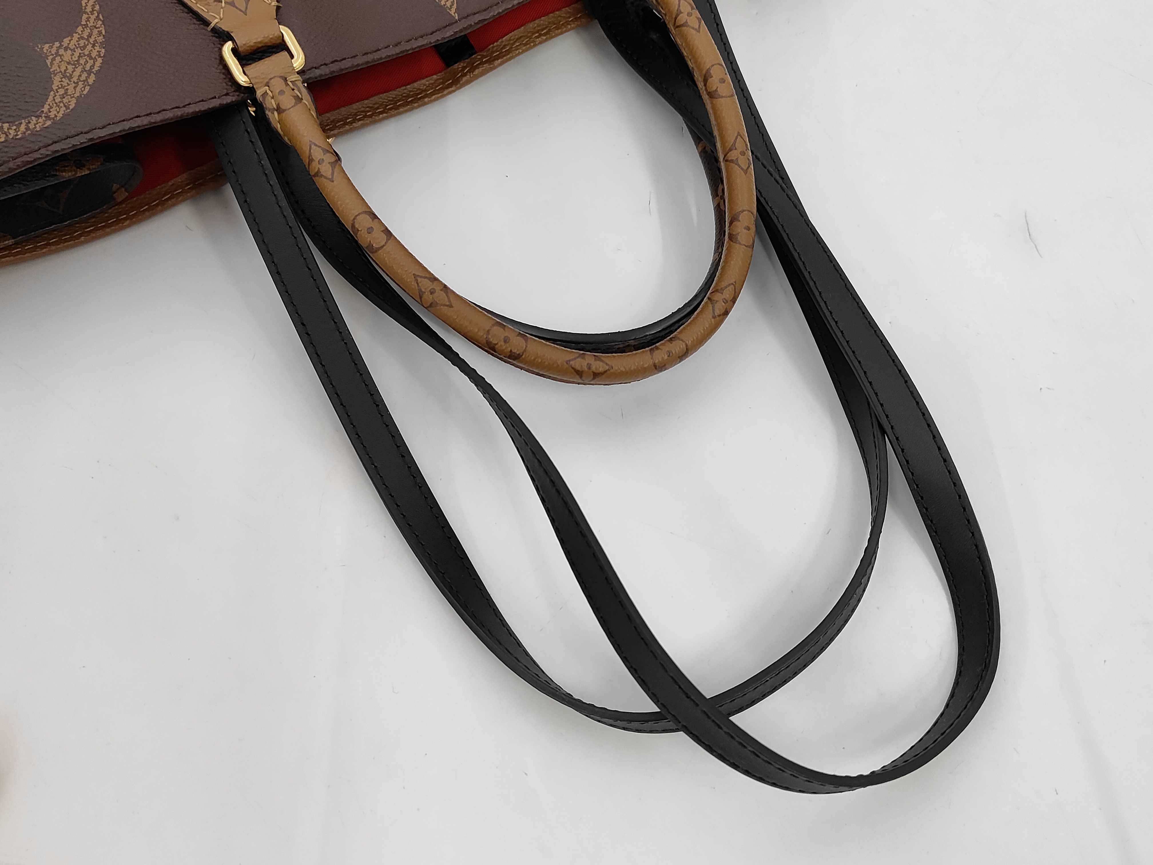 OnTheGo handbag, Monogram tote bag — view 5