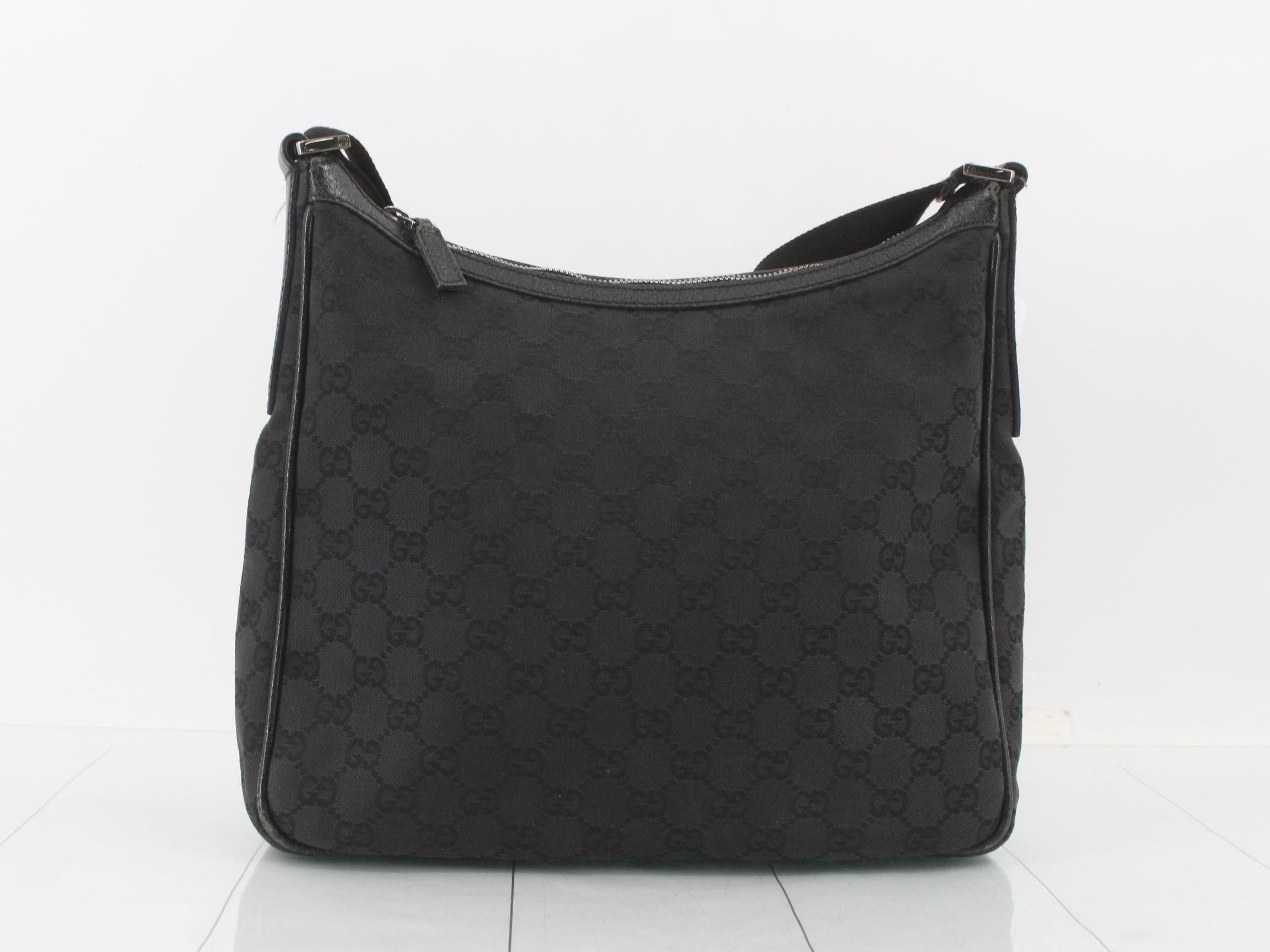 GG Canvas Shoulder Bag — view 2