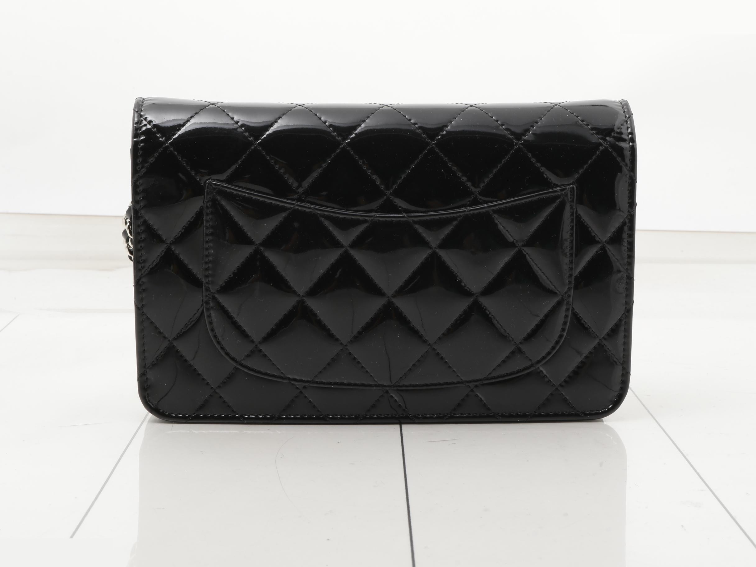 Patent Chain Wallet — view 2