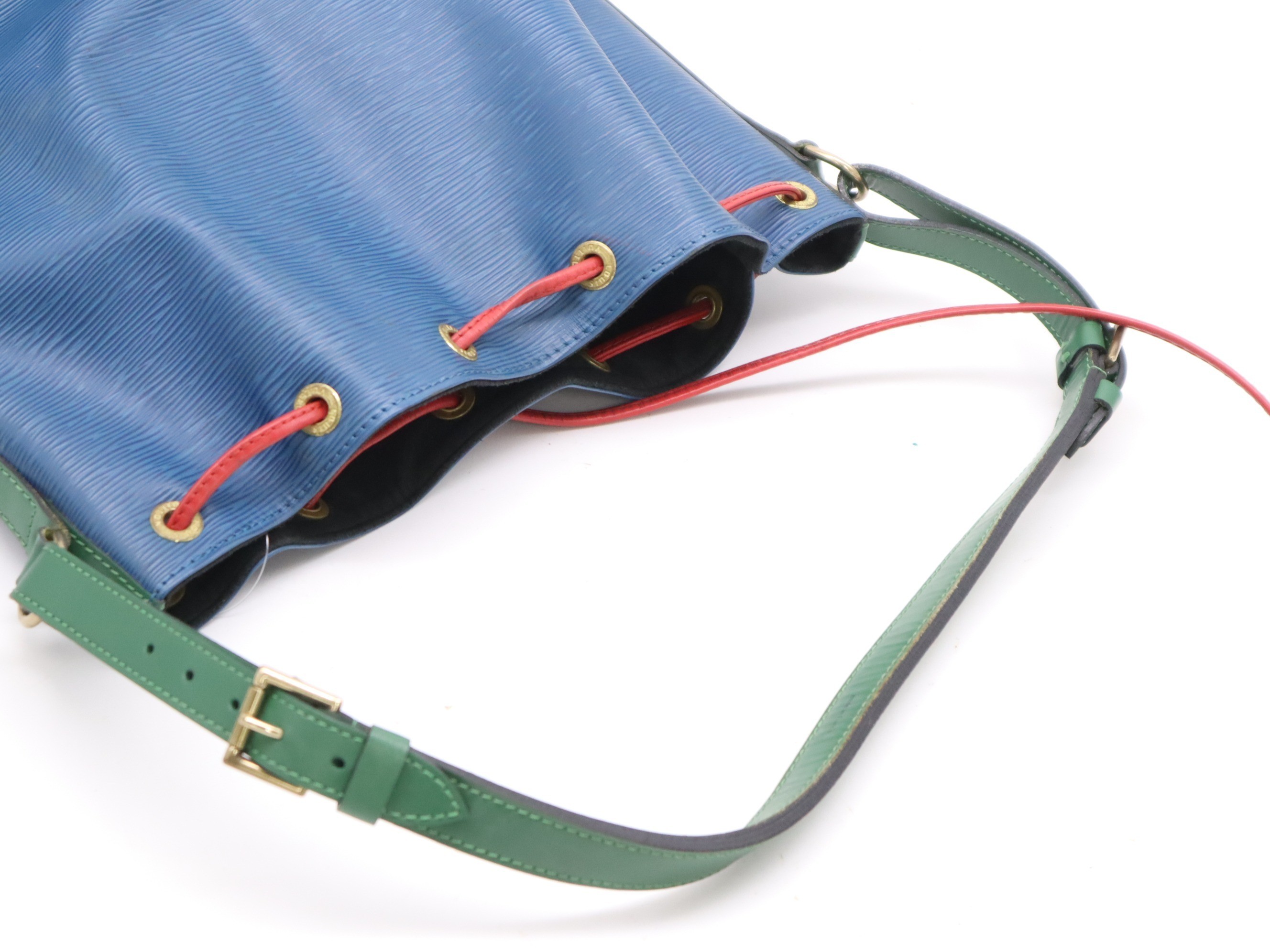 Noe Toledo Blue Castilian Red Borneo Green — view 6