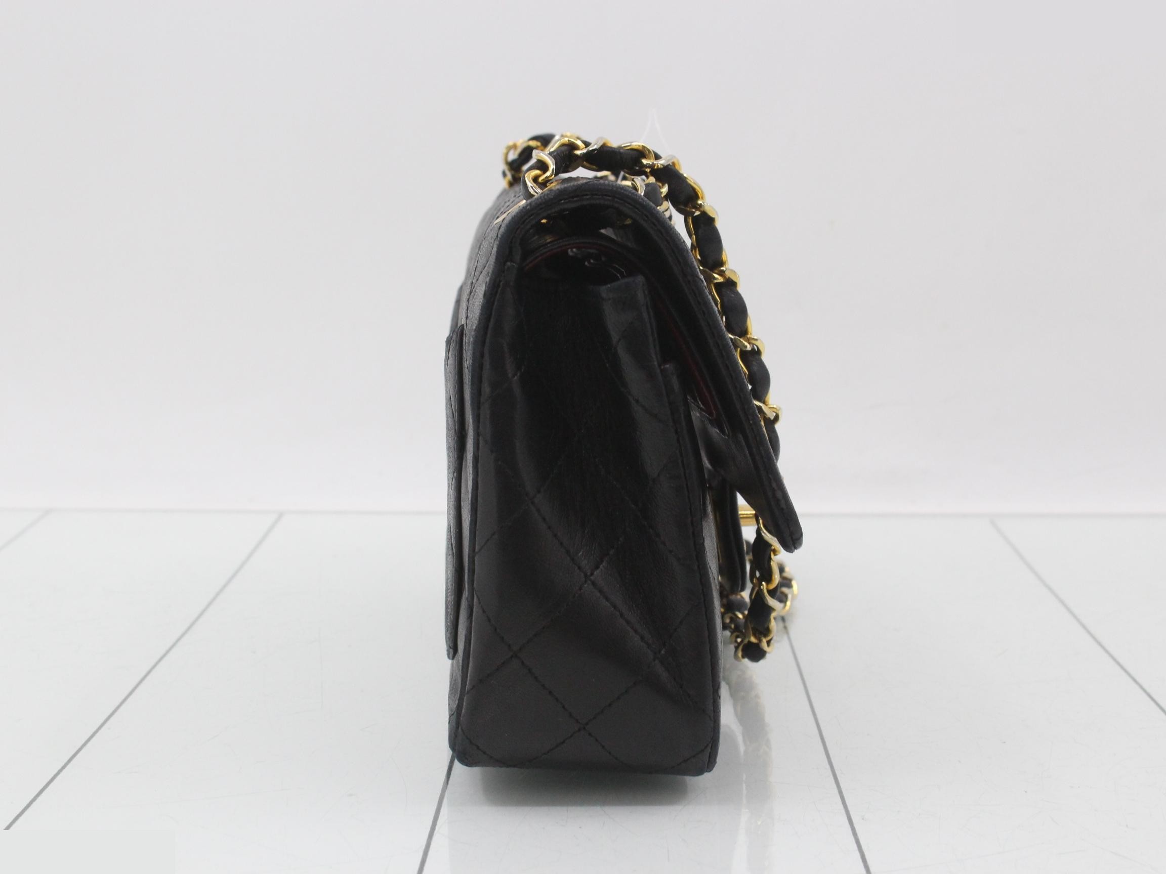 Matelassé (Bag) - Chain Shoulder Bag, Turnlock, Black — view 4