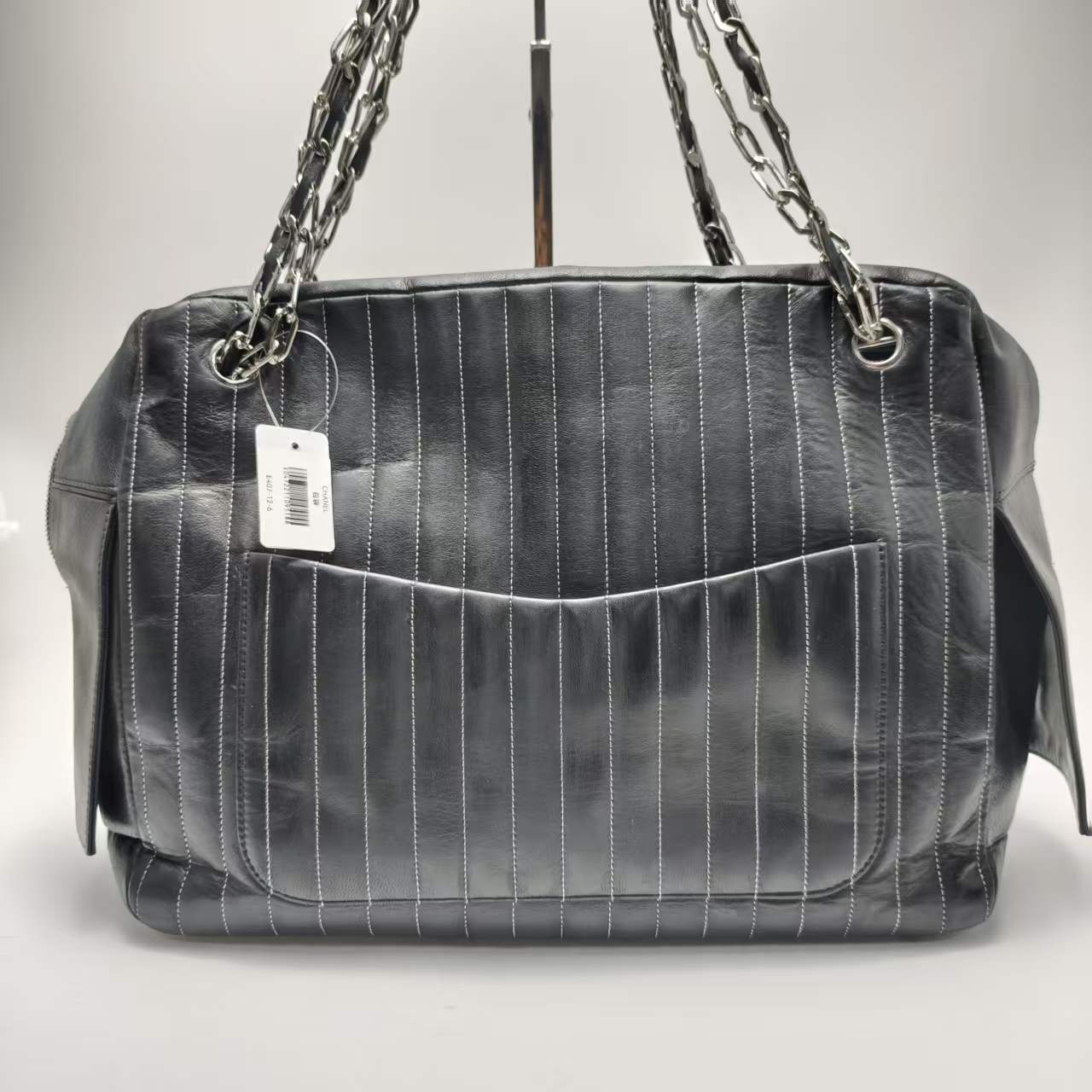 【*Shipped from: China*】CHANEL Lambskin Handbag 10425235 — view 2