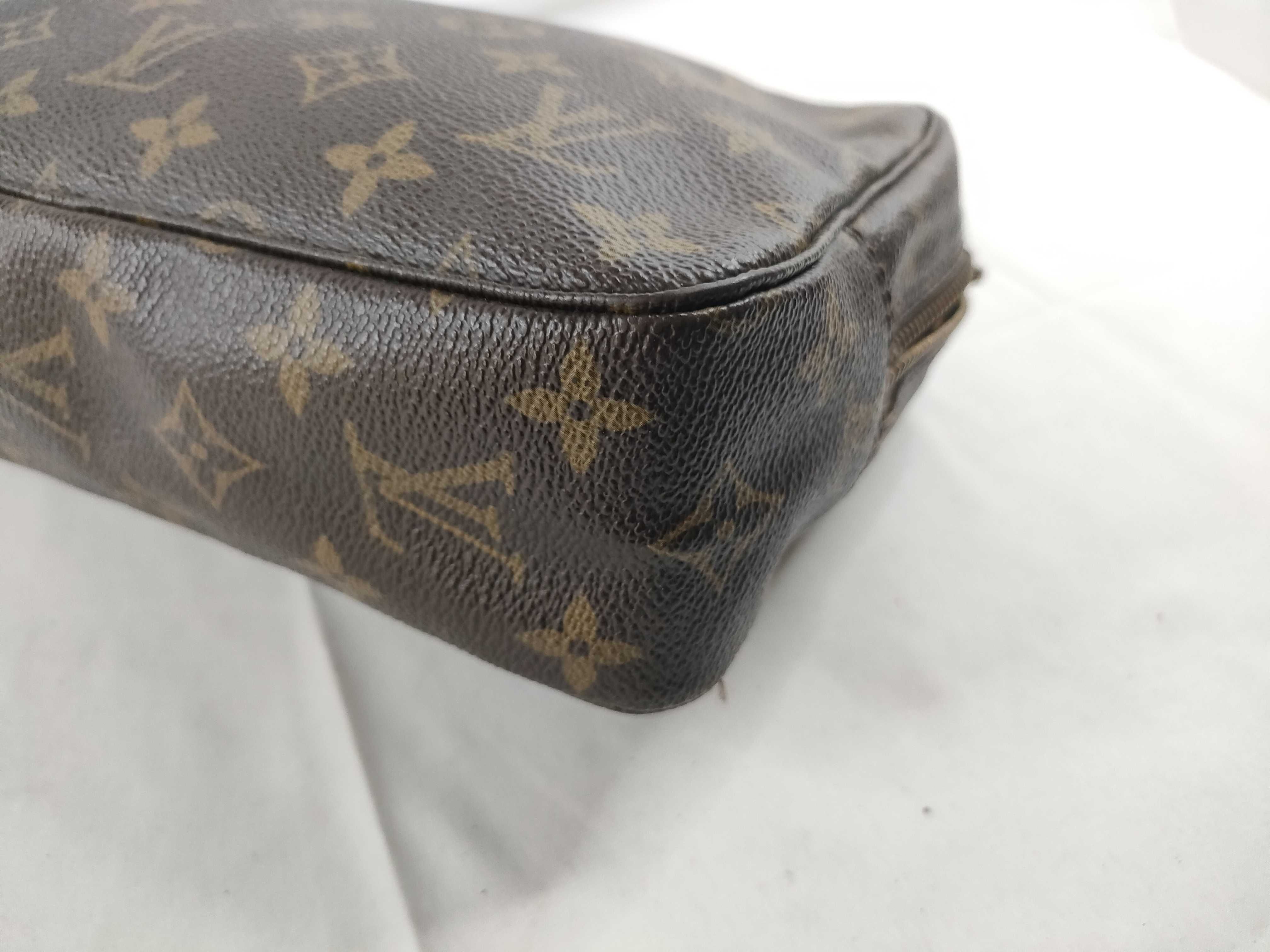 Monogram Louis Vuitton Troussard Toilette 23 Monogram Pouch — view 5