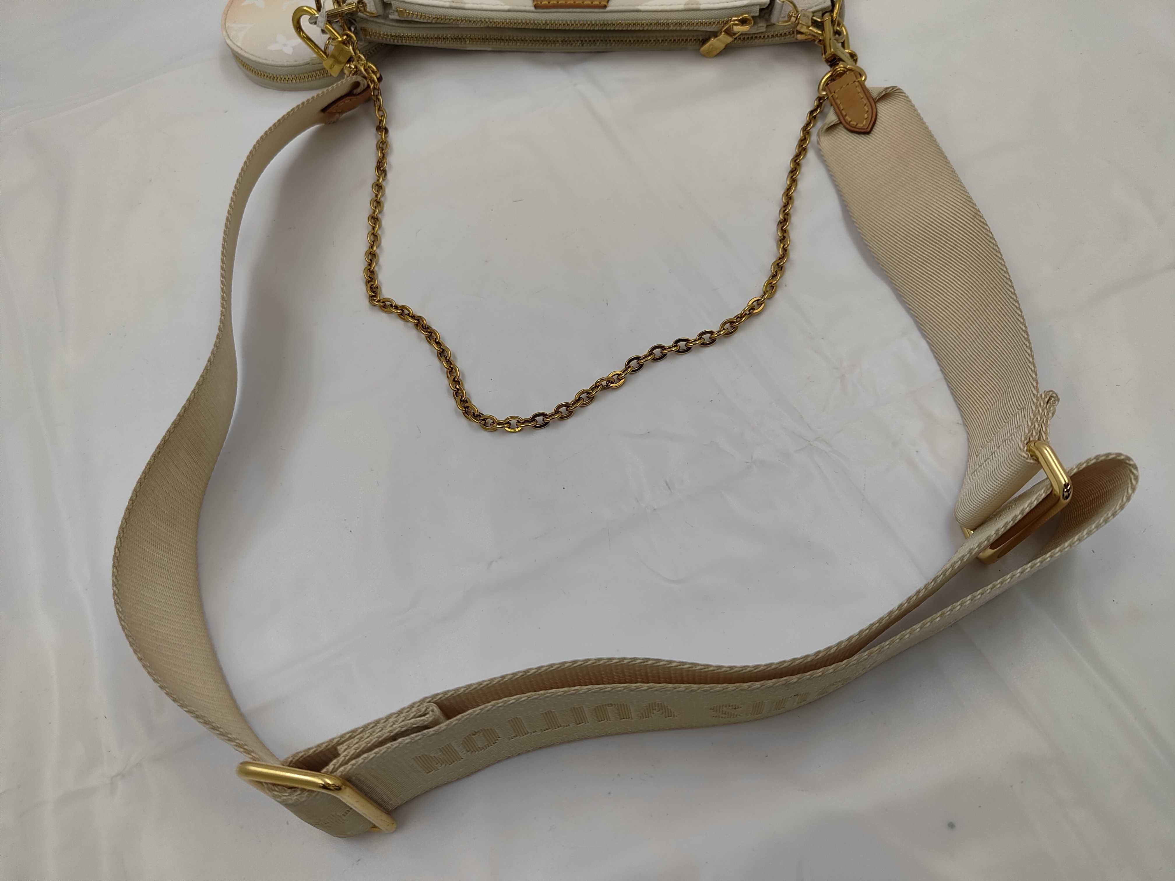 M57634 Giant Multi Pochette Accessoires Shoulder Bag — view 4