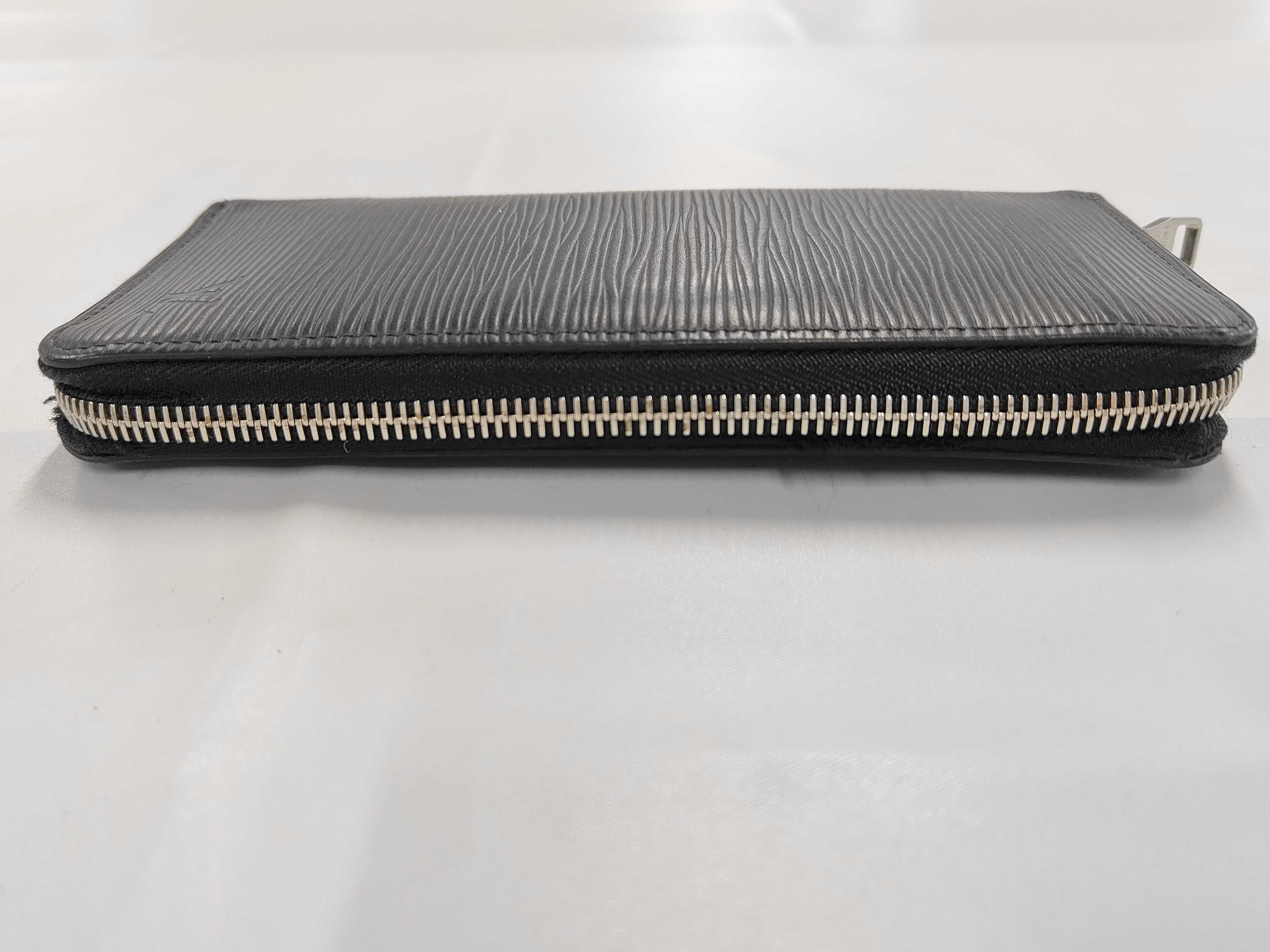 Epi Zippy Wallet Vertical Noir CA1119 Wallet — view 6