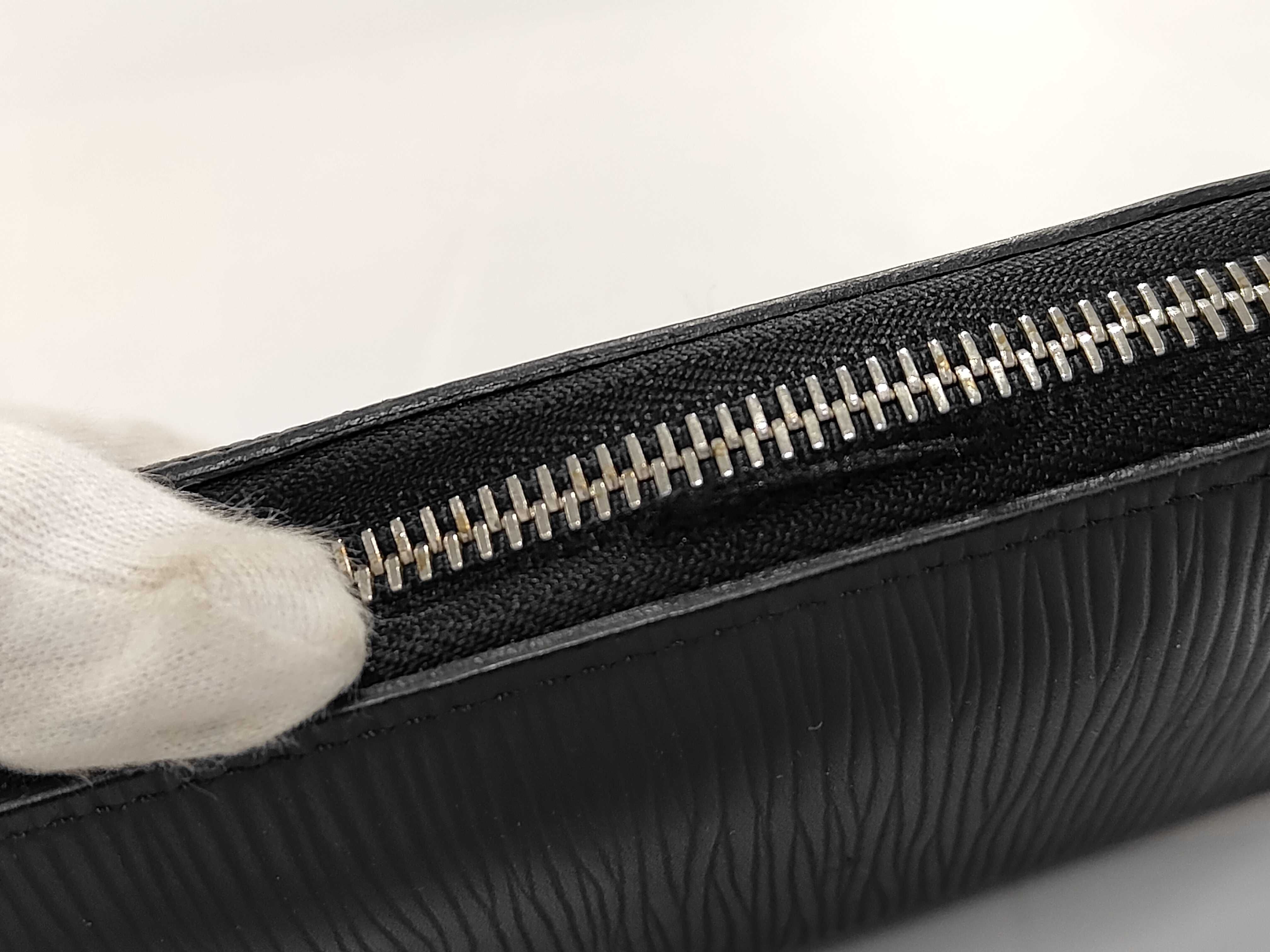 Epi Zippy Wallet Vertical Noir CA1119 Wallet — view 7