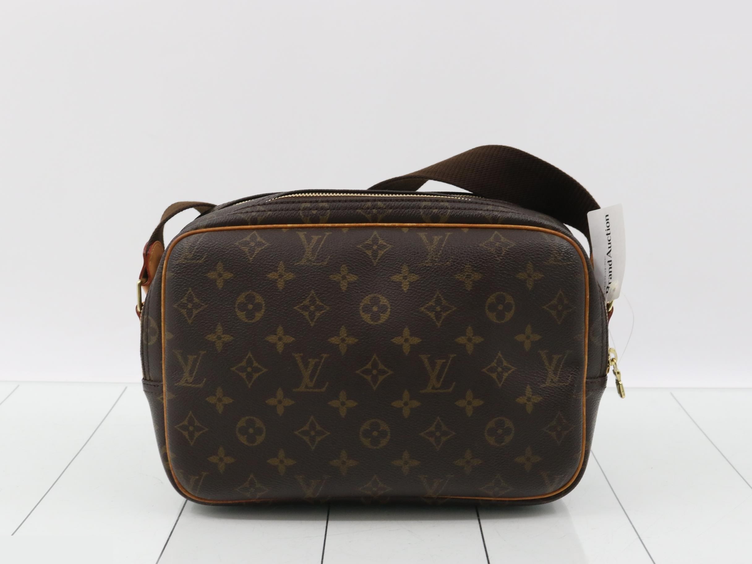 M45254 Reporter PM Shoulder Bag — view 2