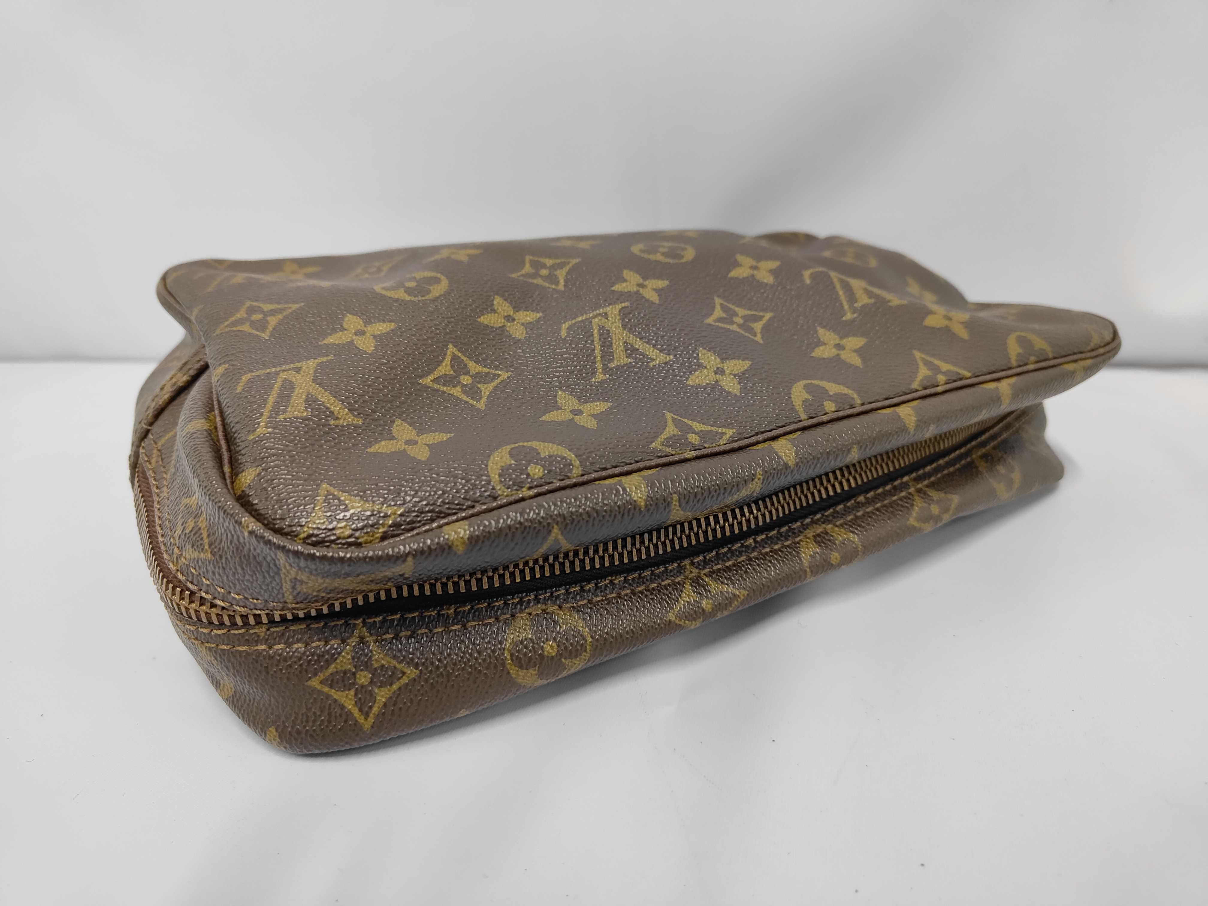 Trousse Toilette M47522 Monogram Pouch — view 5