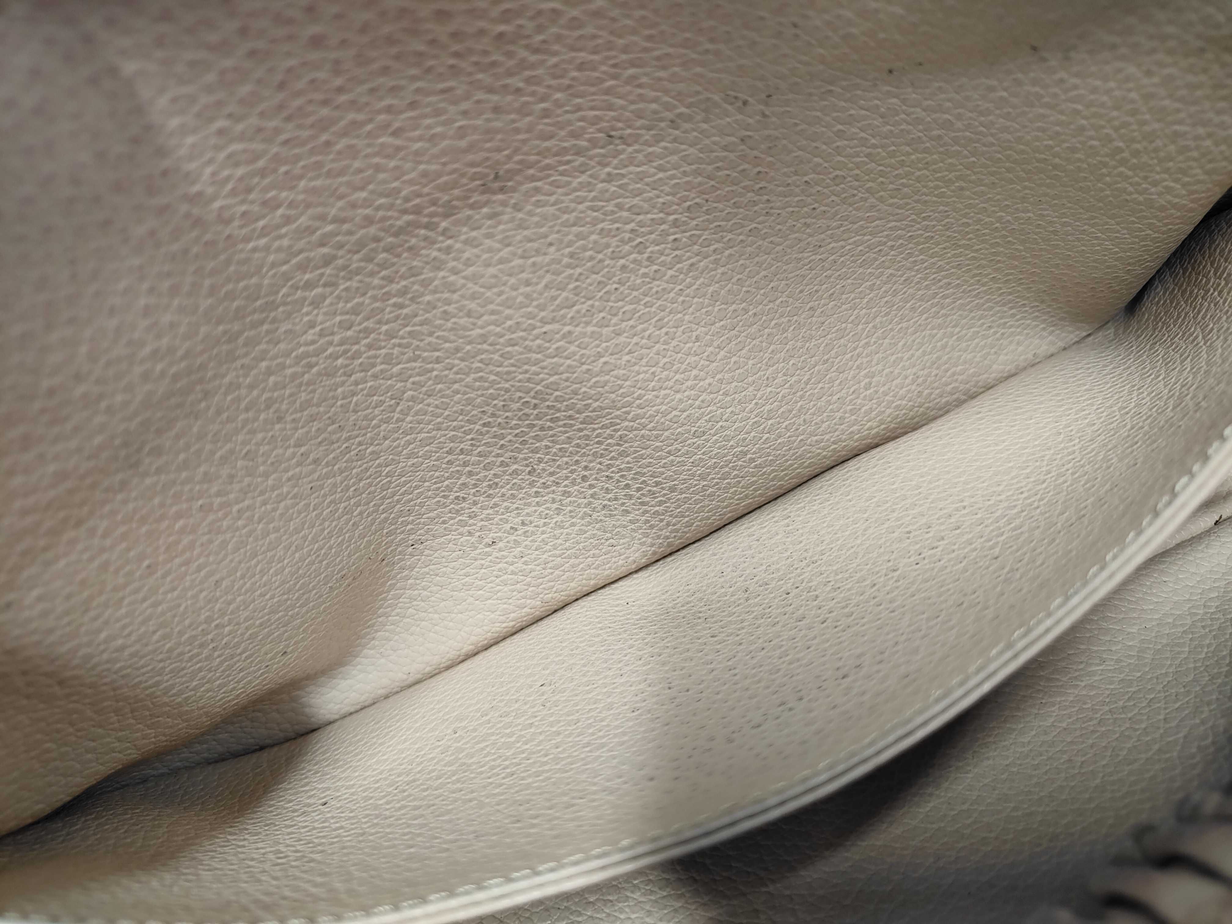Trousse Toilette M47522 Monogram Pouch — view 10