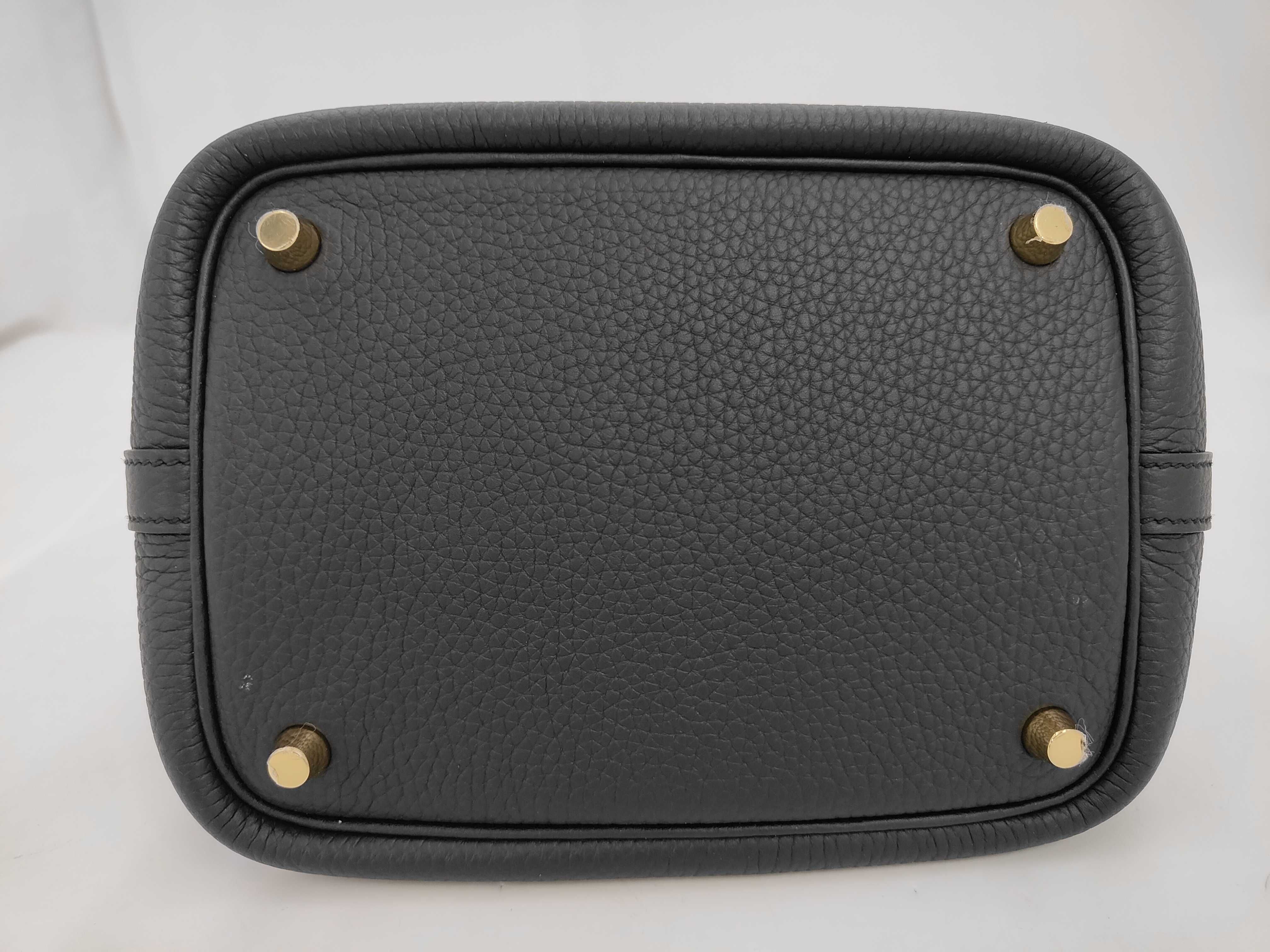 Picotan Lock 18 PM Black Gold Hardware K Engraved Handbag — view 7