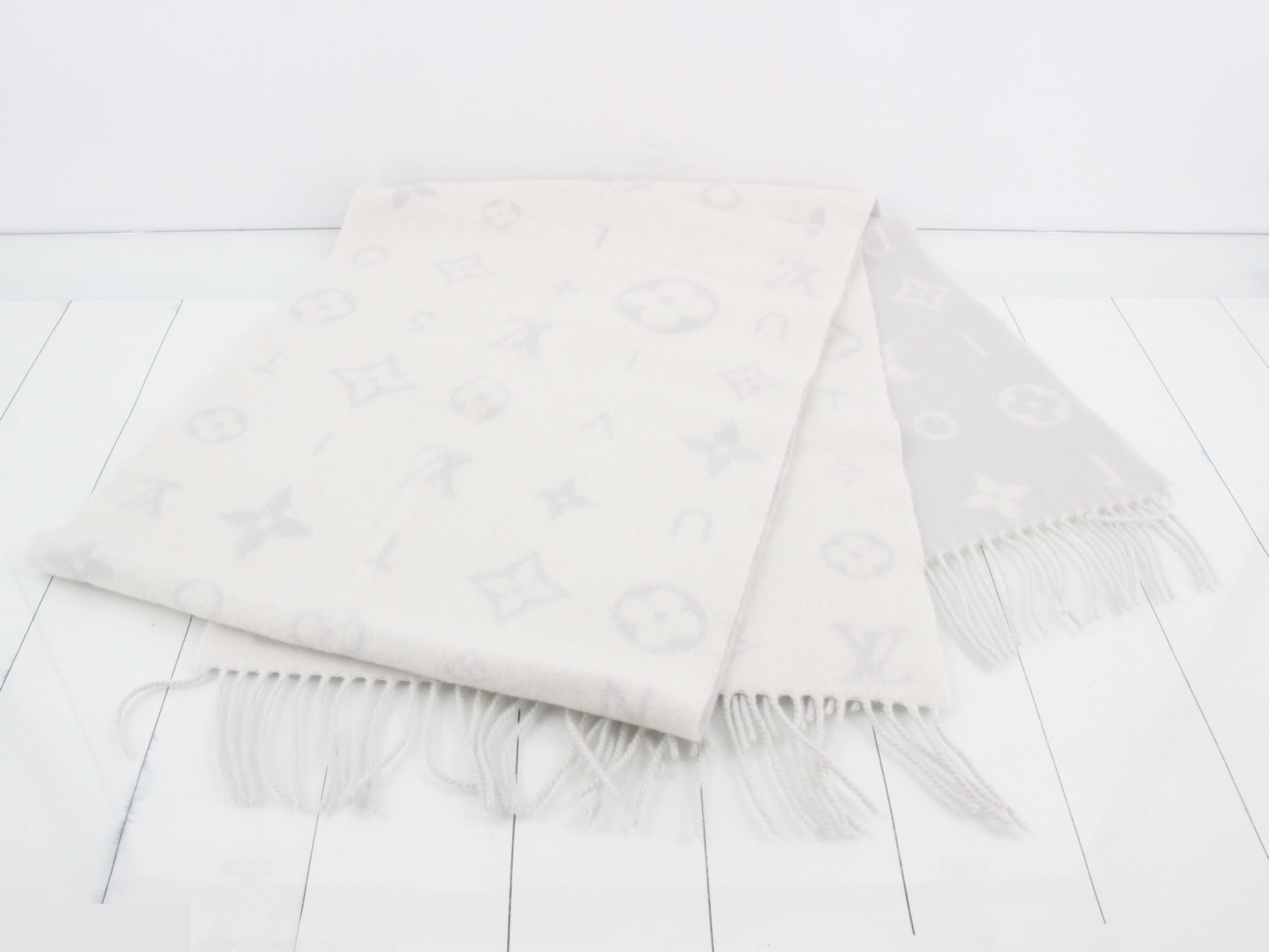 Monogram large stole with tag, white — view 3
