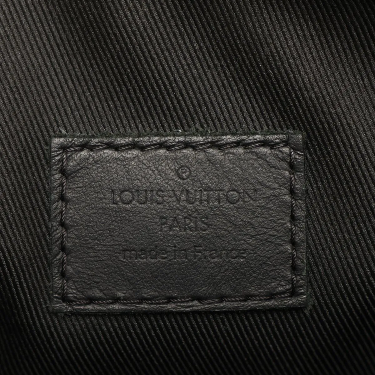 LV Aerogram Pochette iPad M69837 Black (RFID detected) — view 7