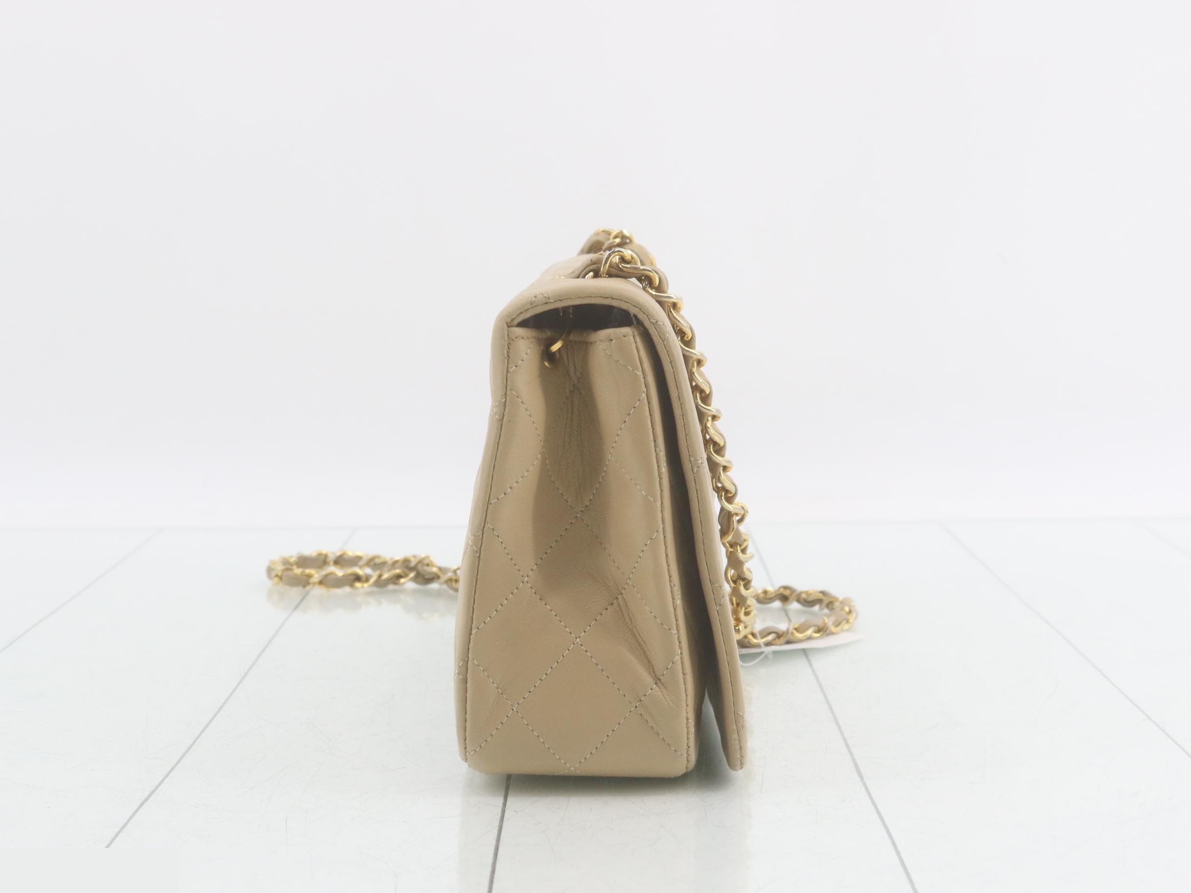 Matelassé Shoulder Bag, Unit 1 — view 4
