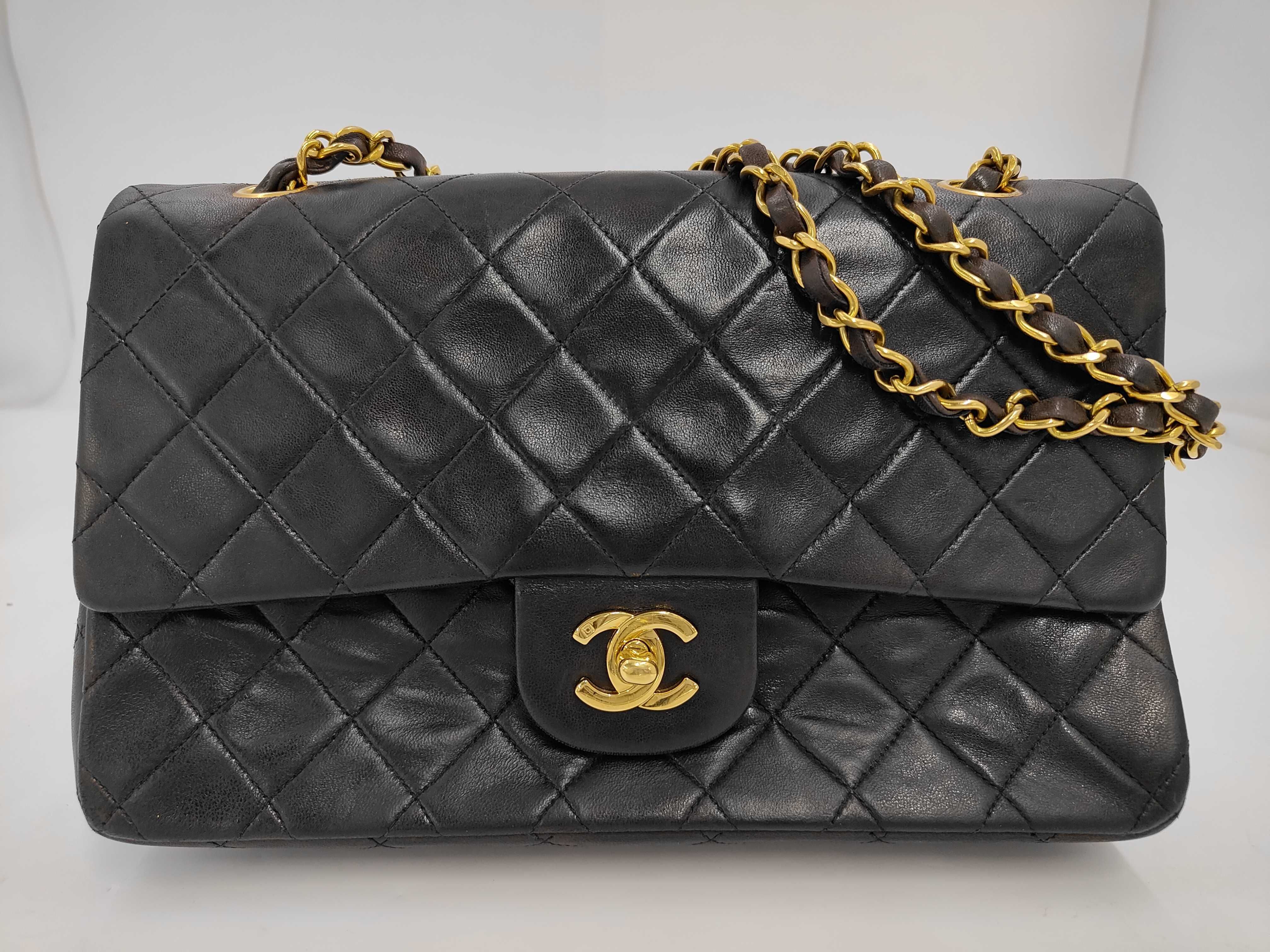 Matelassé 25 Lambskin Shoulder Bag with Gold Hardware, Black, WW 3221409