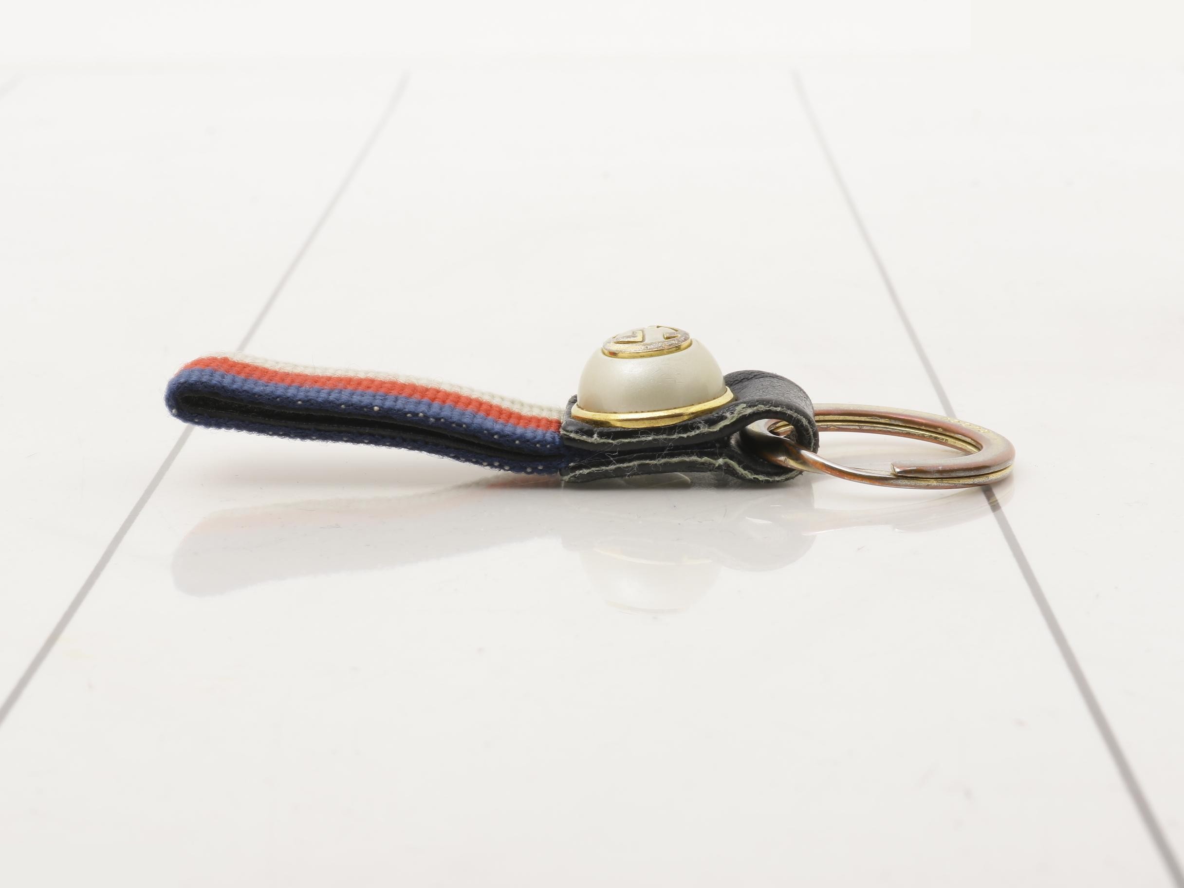 Pearl Keyring, Sherry Line — view 3