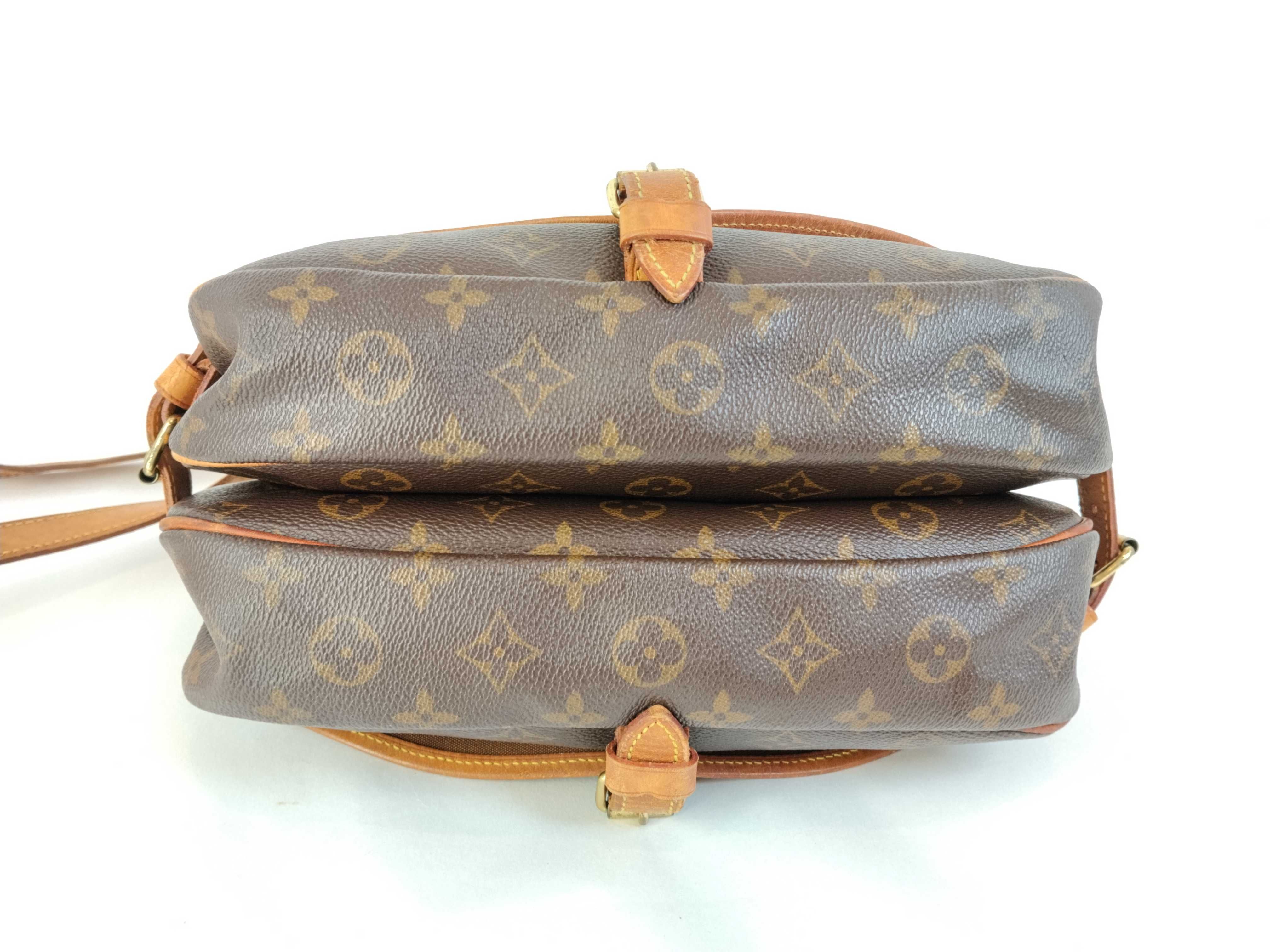 Monogram LV M42256 Monogram Saumur Shoulder Bag — view 8