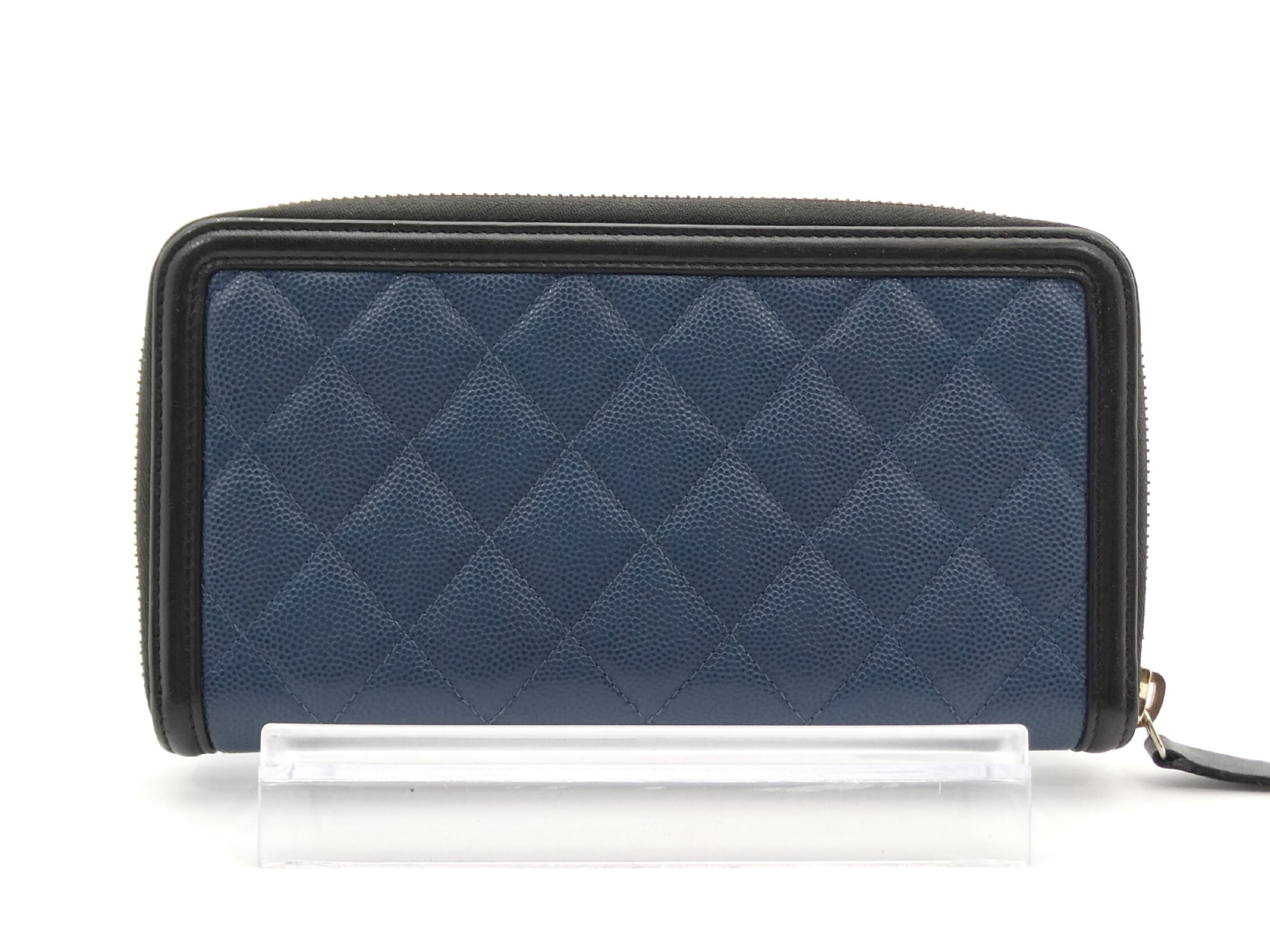 CC Filigree Matelassé Caviar Skin Wallet — view 2