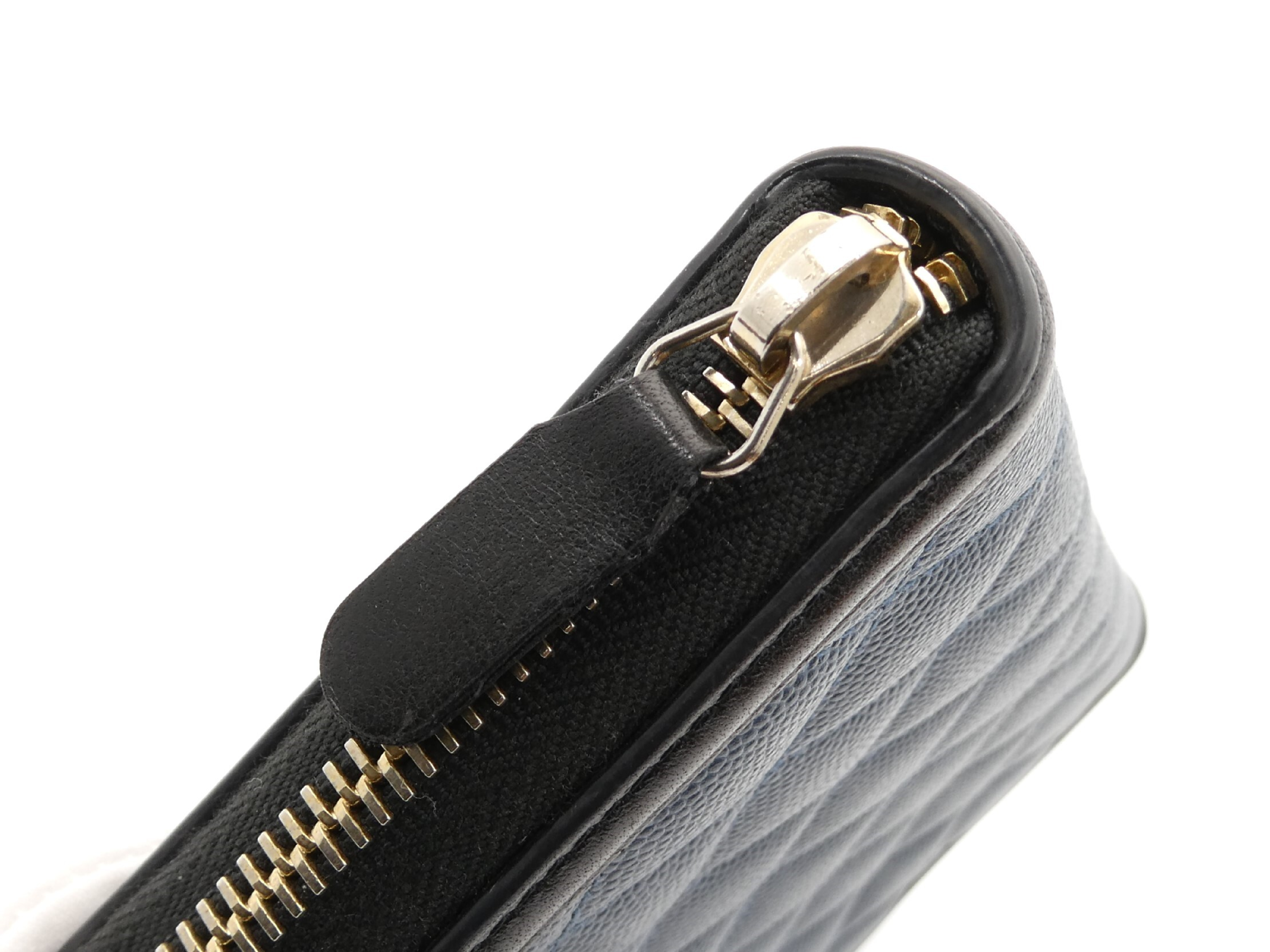 CC Filigree Matelassé Caviar Skin Wallet — view 11