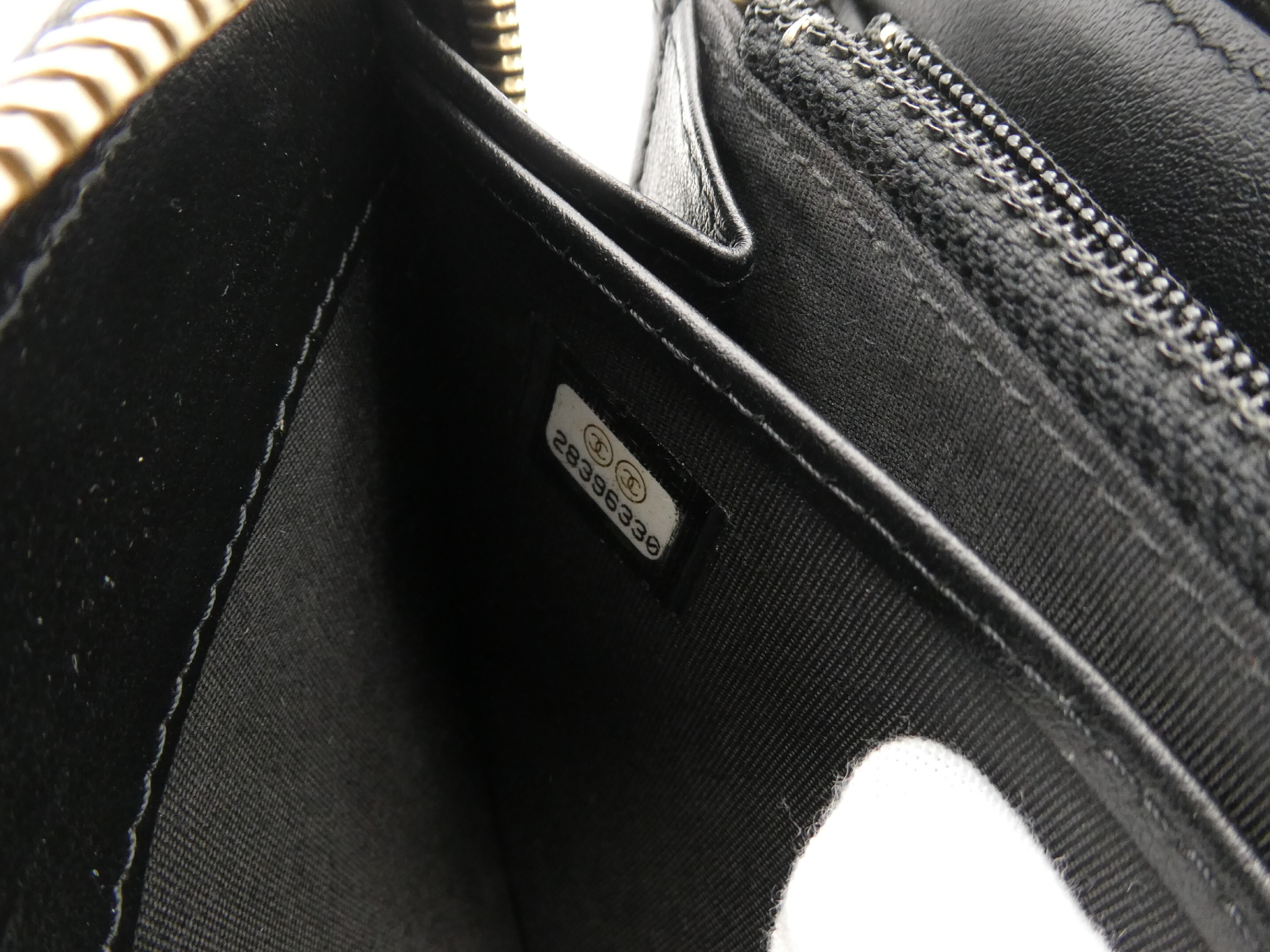 CC Filigree Matelassé Caviar Skin Wallet — view 10