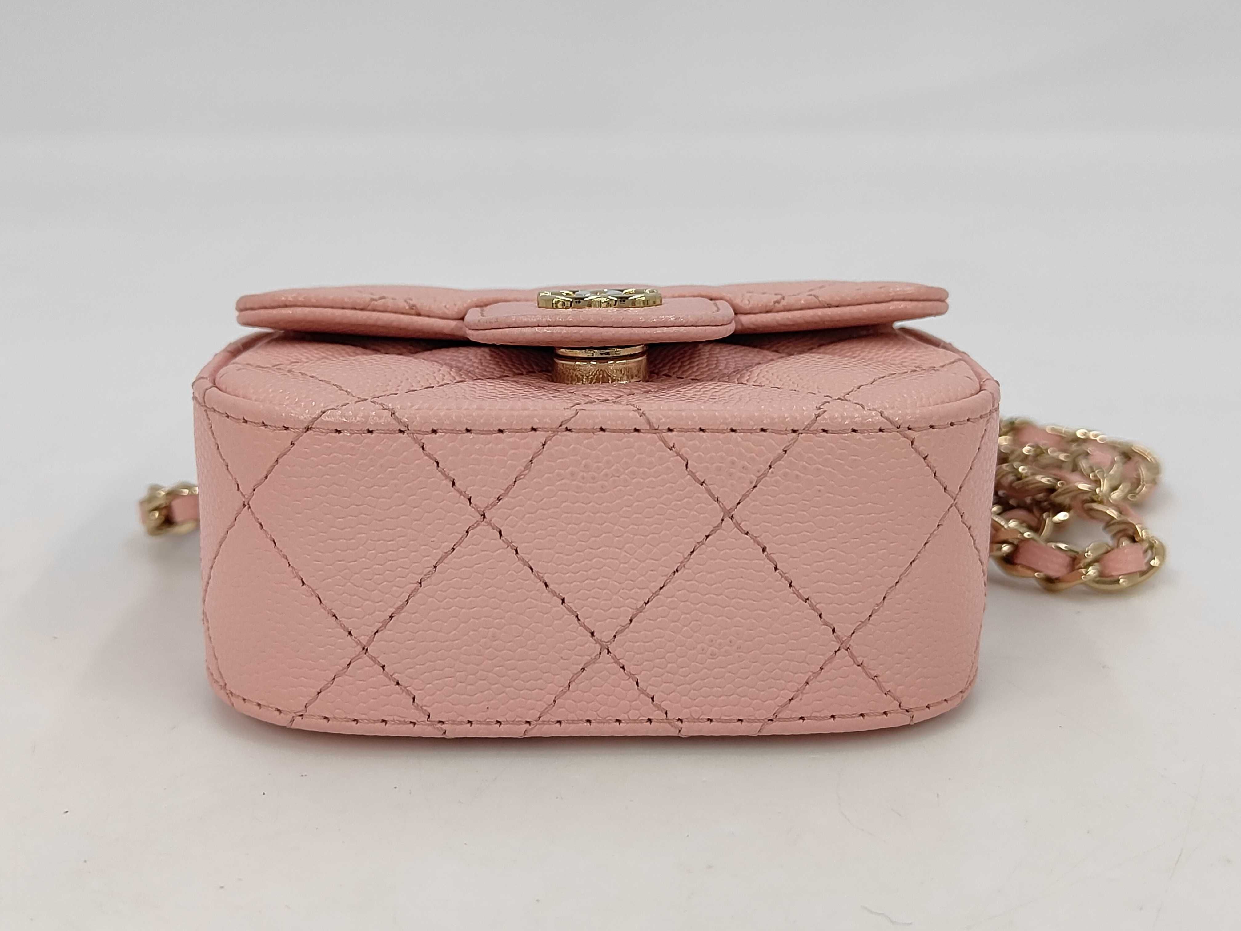 Caviar Skin Clutch Chain Pouch, Series 31, Matelassé Shoulder Bag, AP2475, Pink Shoulder Bag — view 4