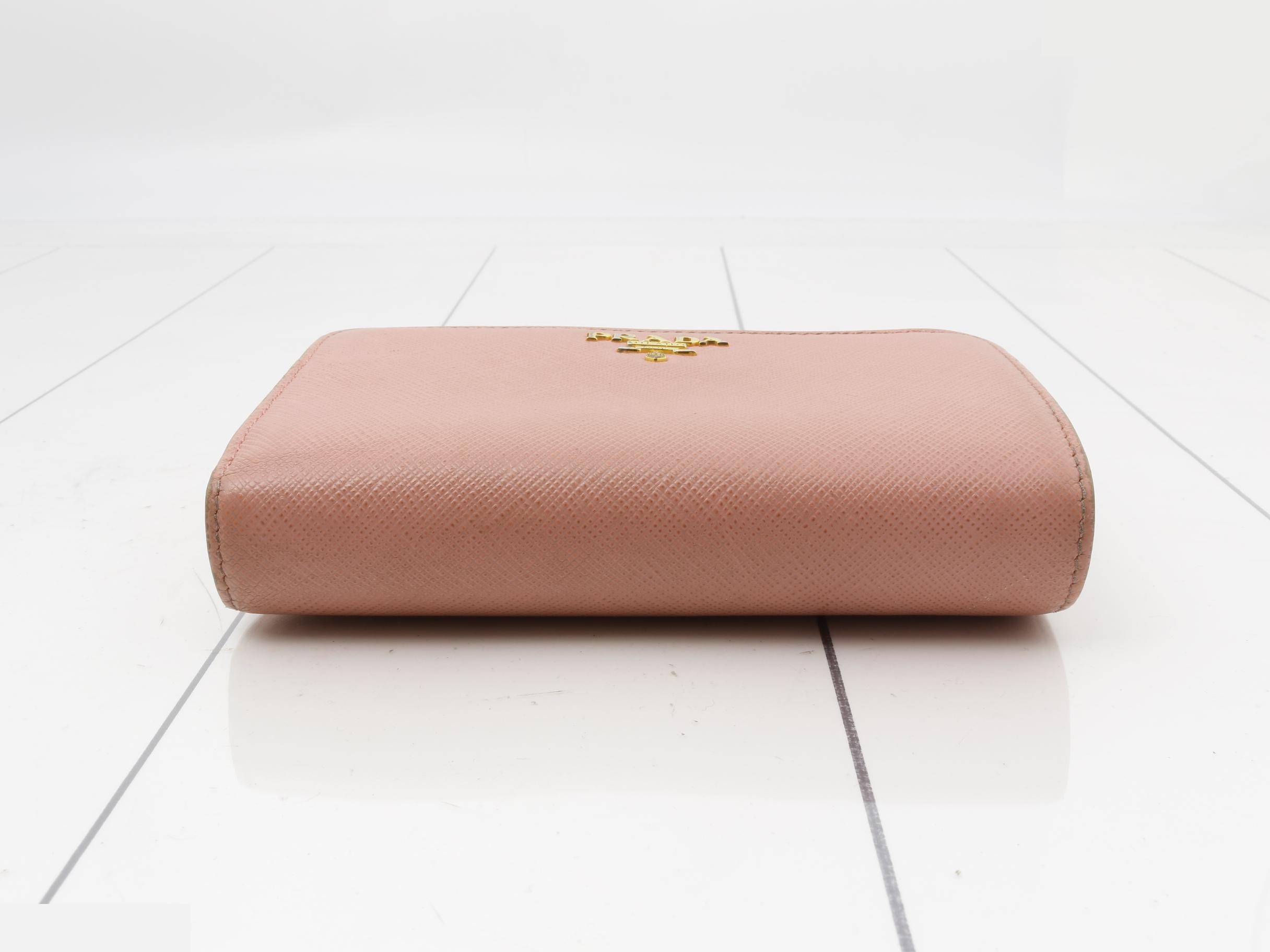 Compact wallet — view 3