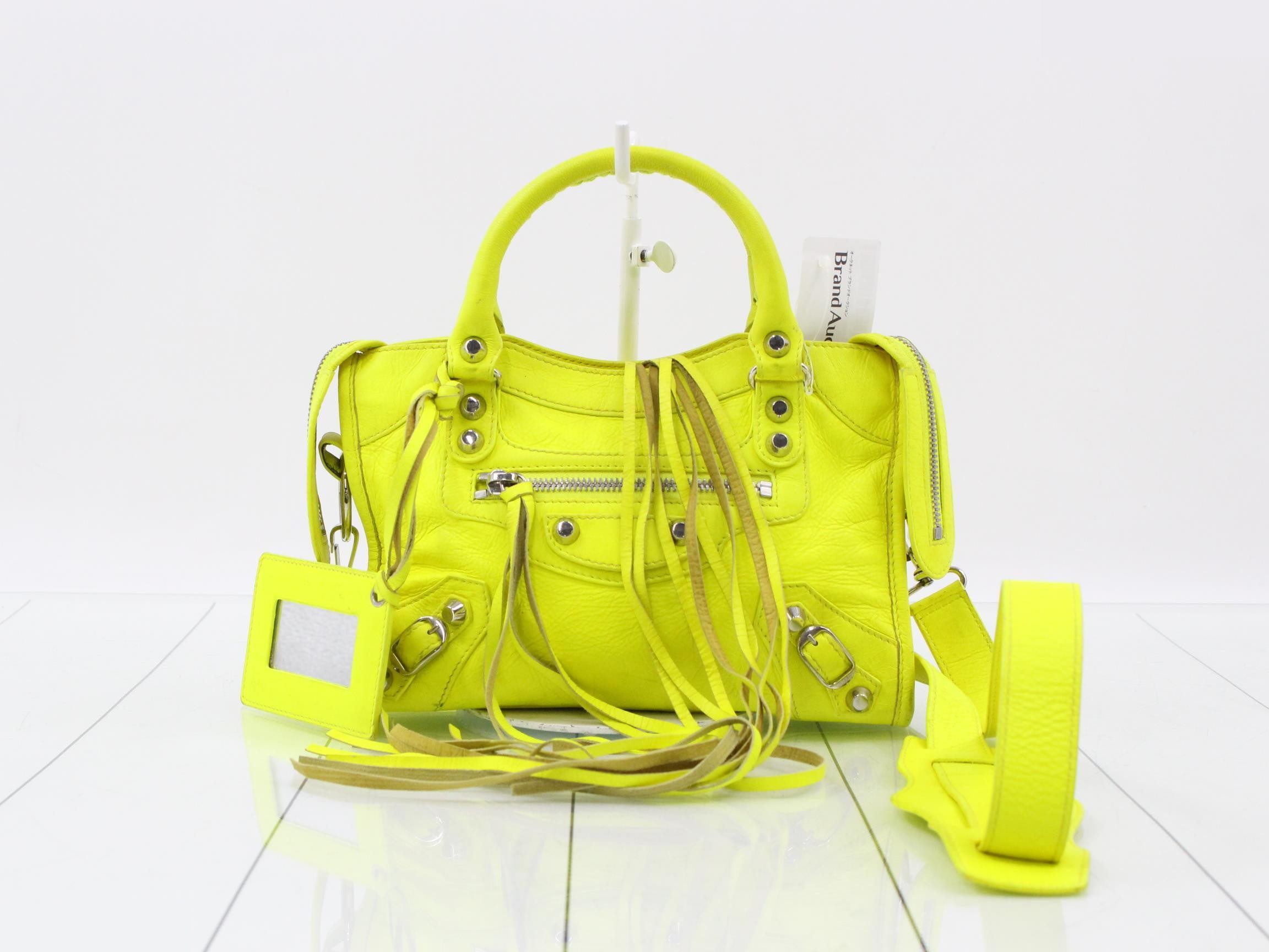 Classic handbag/shoulder bag (2-way)