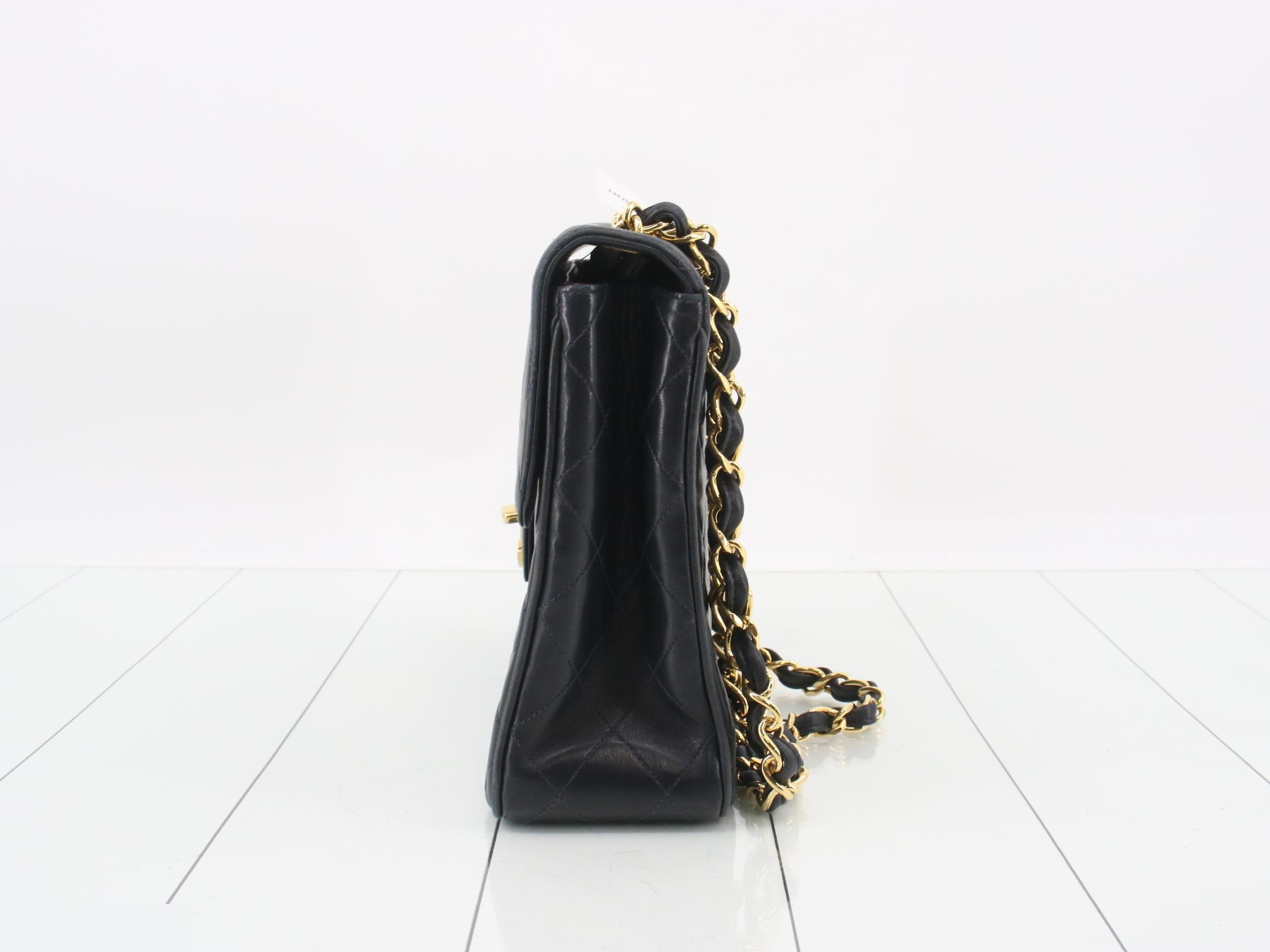 Matelassé (Bag) - Shoulder Bag - Large Matelassé — view 3