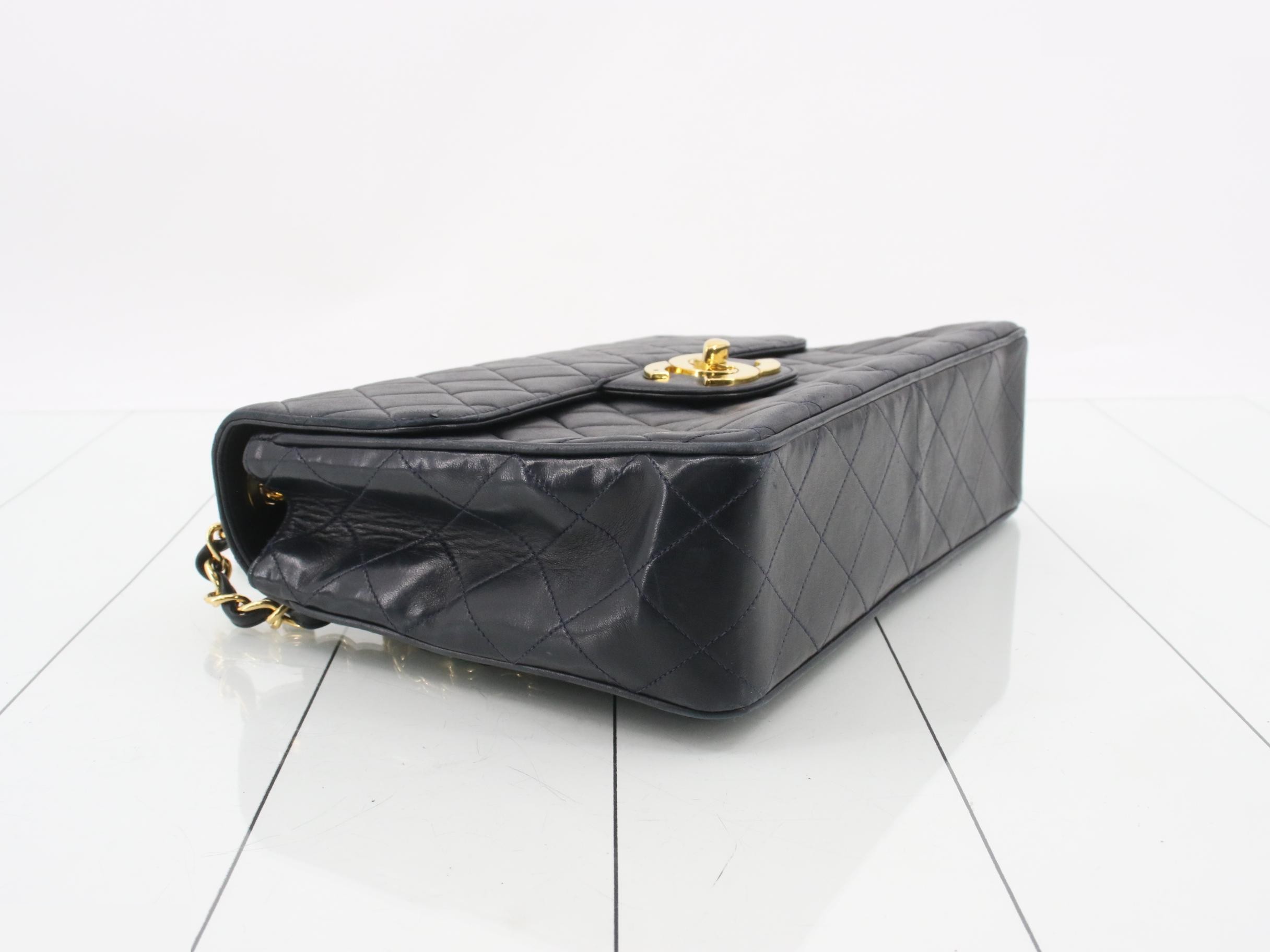 Matelassé (Bag) - Shoulder Bag - Large Matelassé — view 5