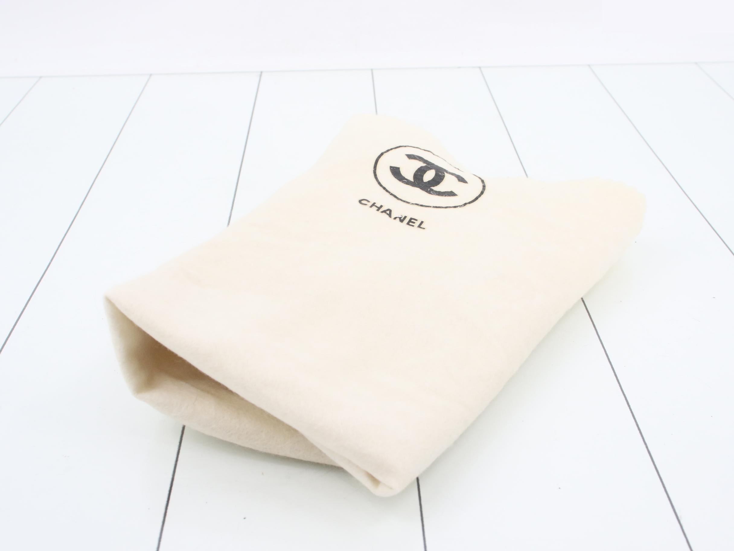 Matelassé (Bag) - Shoulder Bag - Large Matelassé — view 7