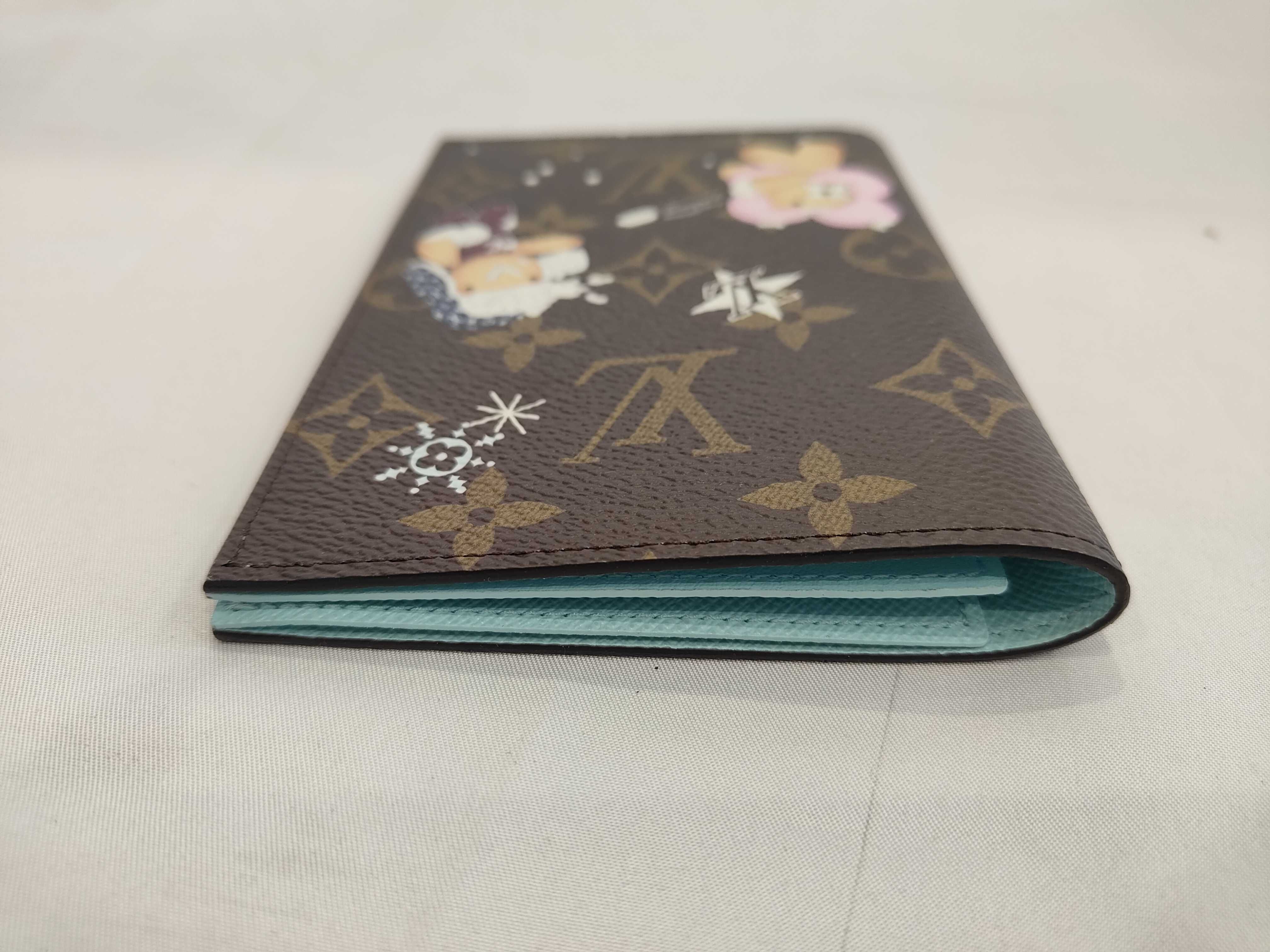 Monogram Couverture Passport Case Vivienne Card Case — view 5