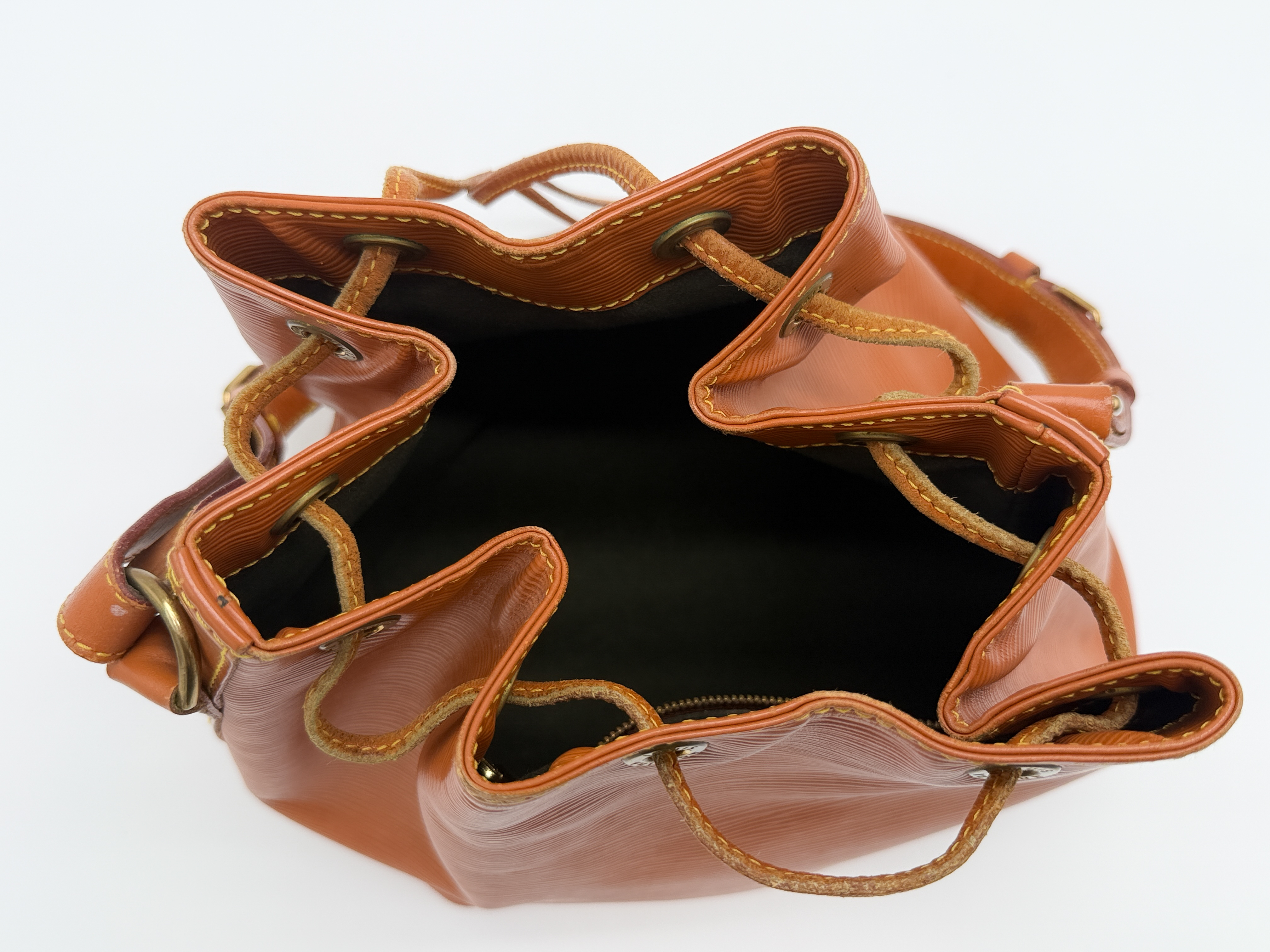 Epi M44103 Petit Noé Kenya Brown Shoulder Bag — view 12