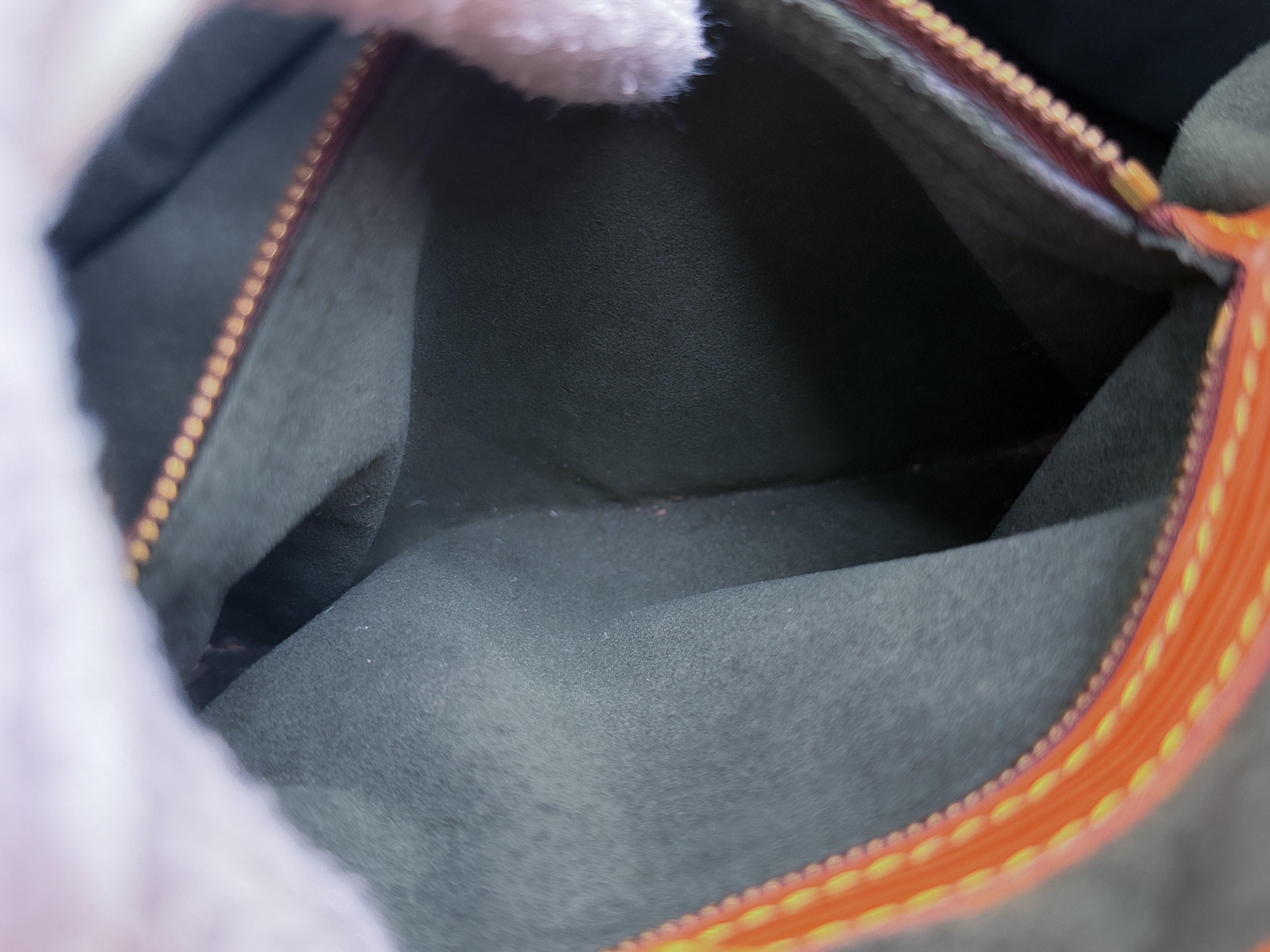 Epi M44103 Petit Noé Kenya Brown Shoulder Bag — view 14