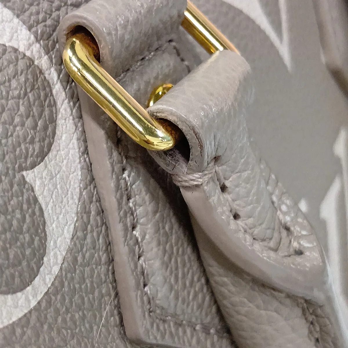 Monogram Empreinte Speedy Bandoulière 20 M46575 Beige (RFID detected) — view 13