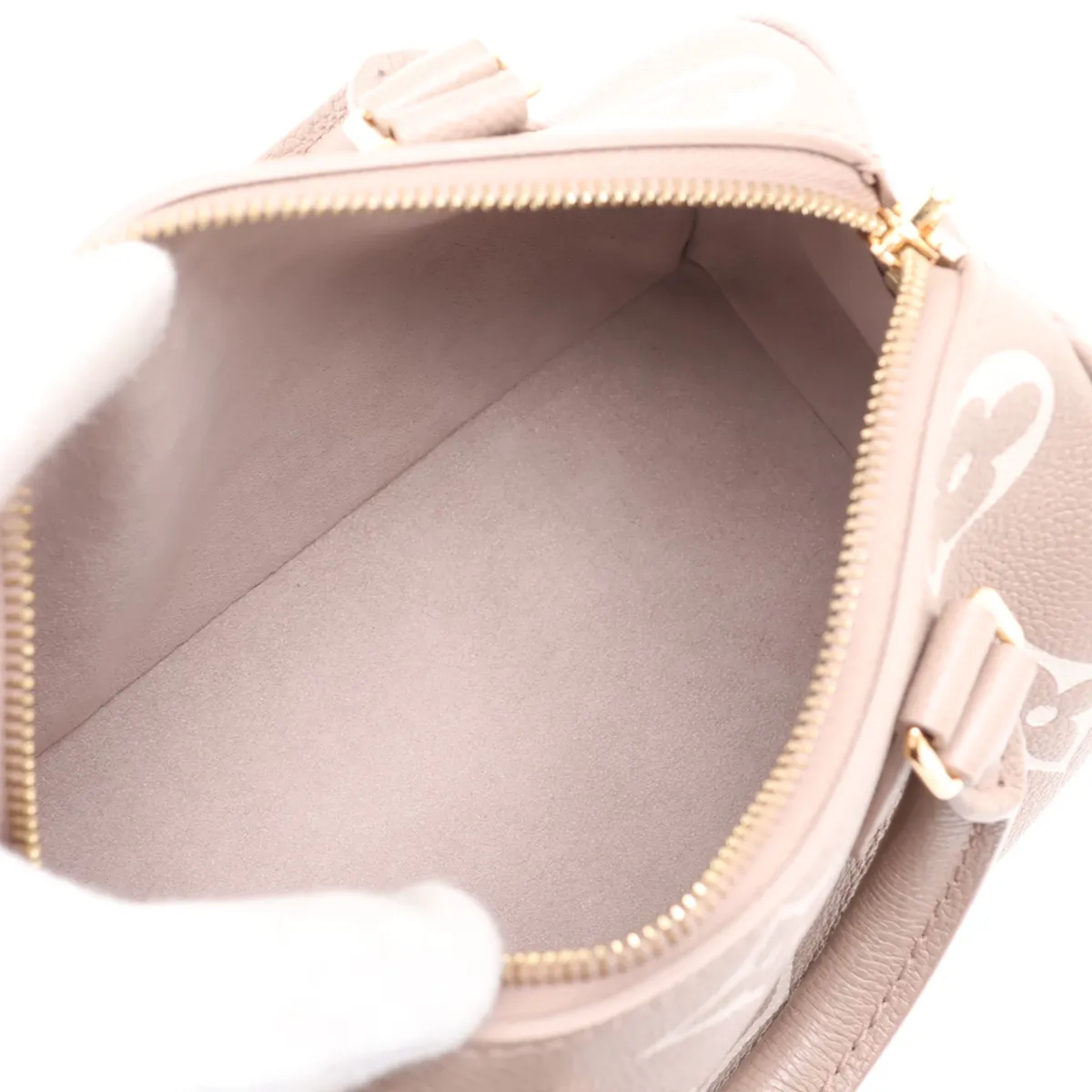 Monogram Empreinte Speedy Bandoulière 20 M46575 Beige (RFID detected) — view 8