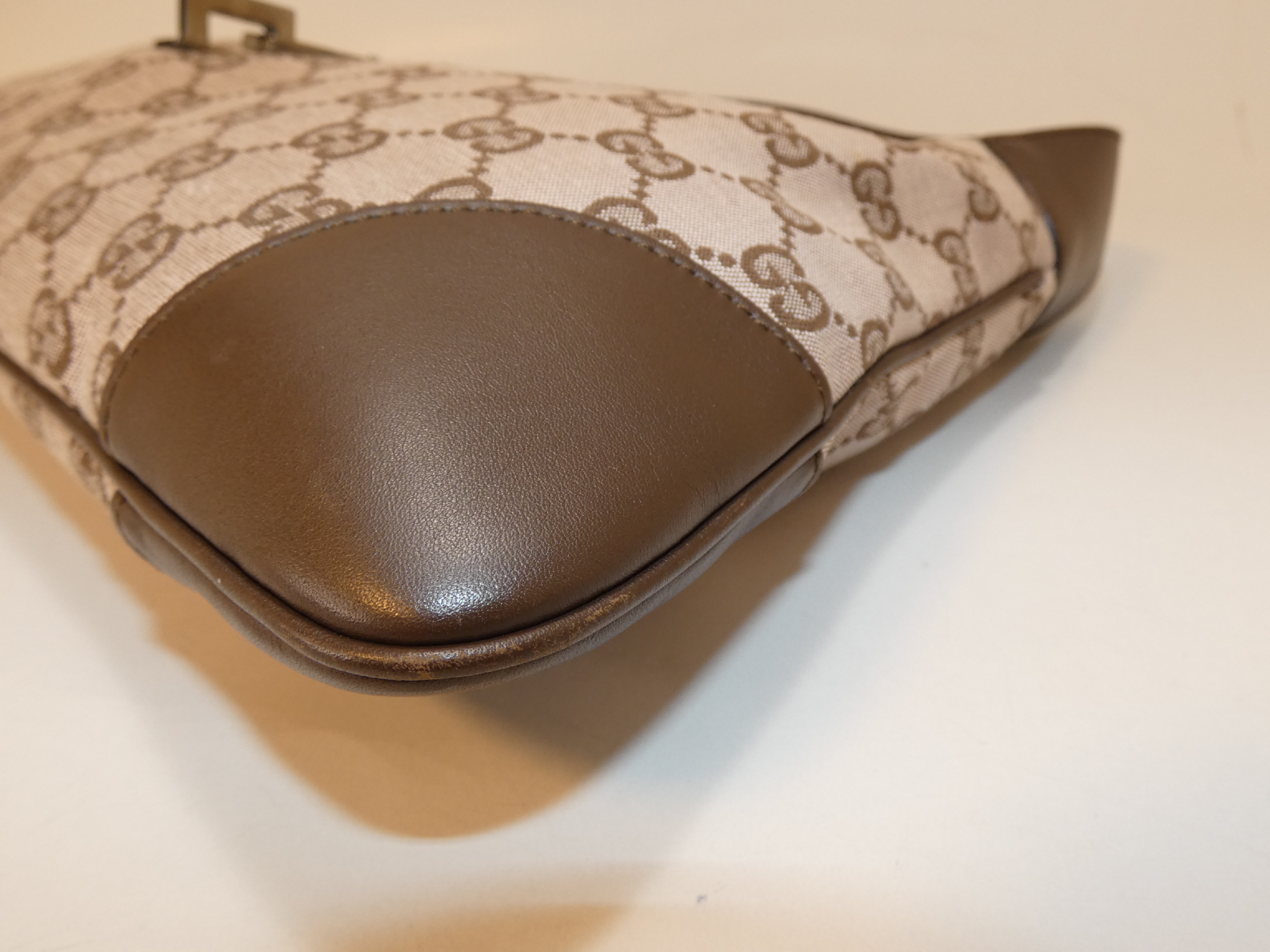 Jackie GG Canvas One-Hand Shoulder Bag — view 9