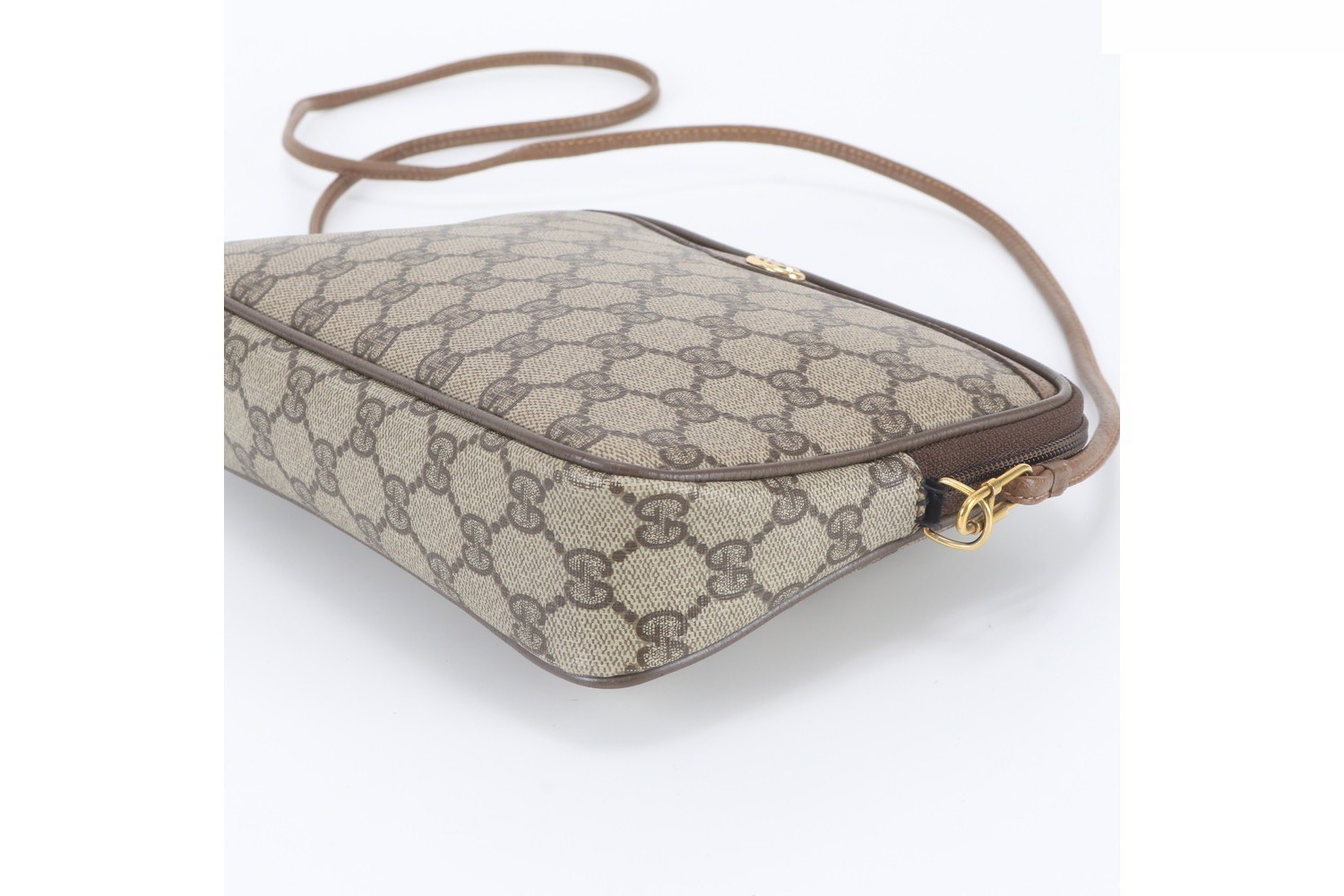 Vintage Gucci GG Supreme Leather Shoulder Bag — view 4