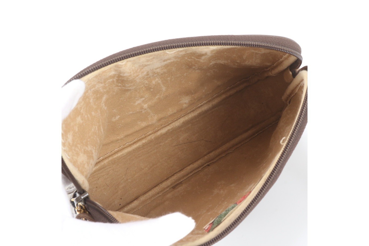Vintage Gucci GG Supreme Leather Shoulder Bag — view 7