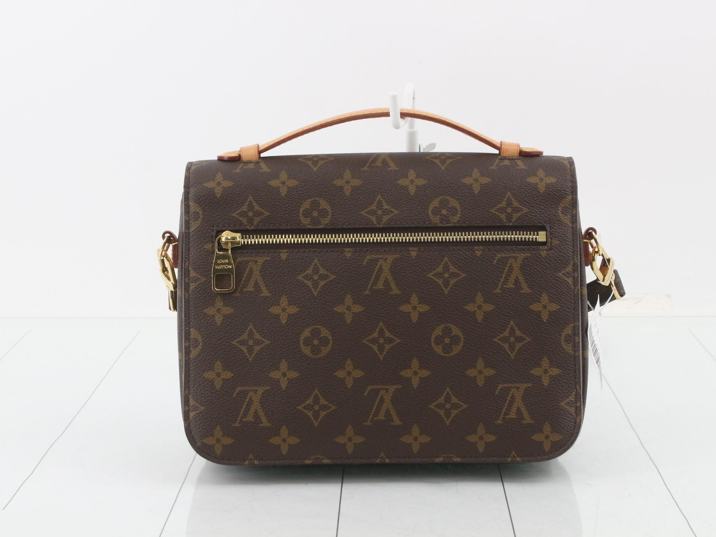 Monogram Pochette Métis 2-Way Shoulder/Handbag — view 2
