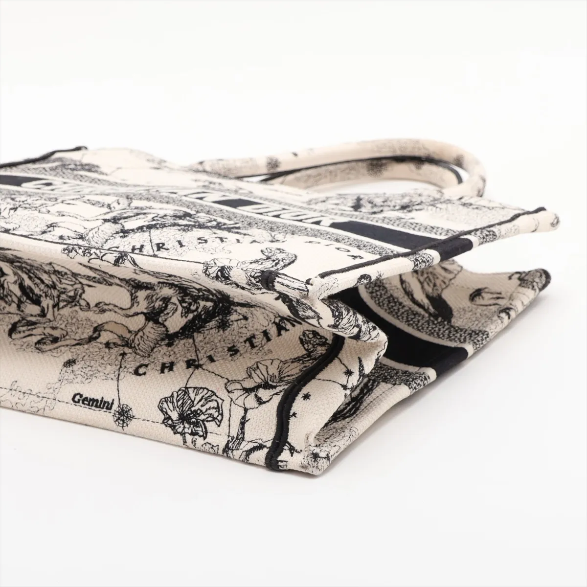 Zodiac Book Tote Medium Canvas Tote Bag Beige x Black — view 3