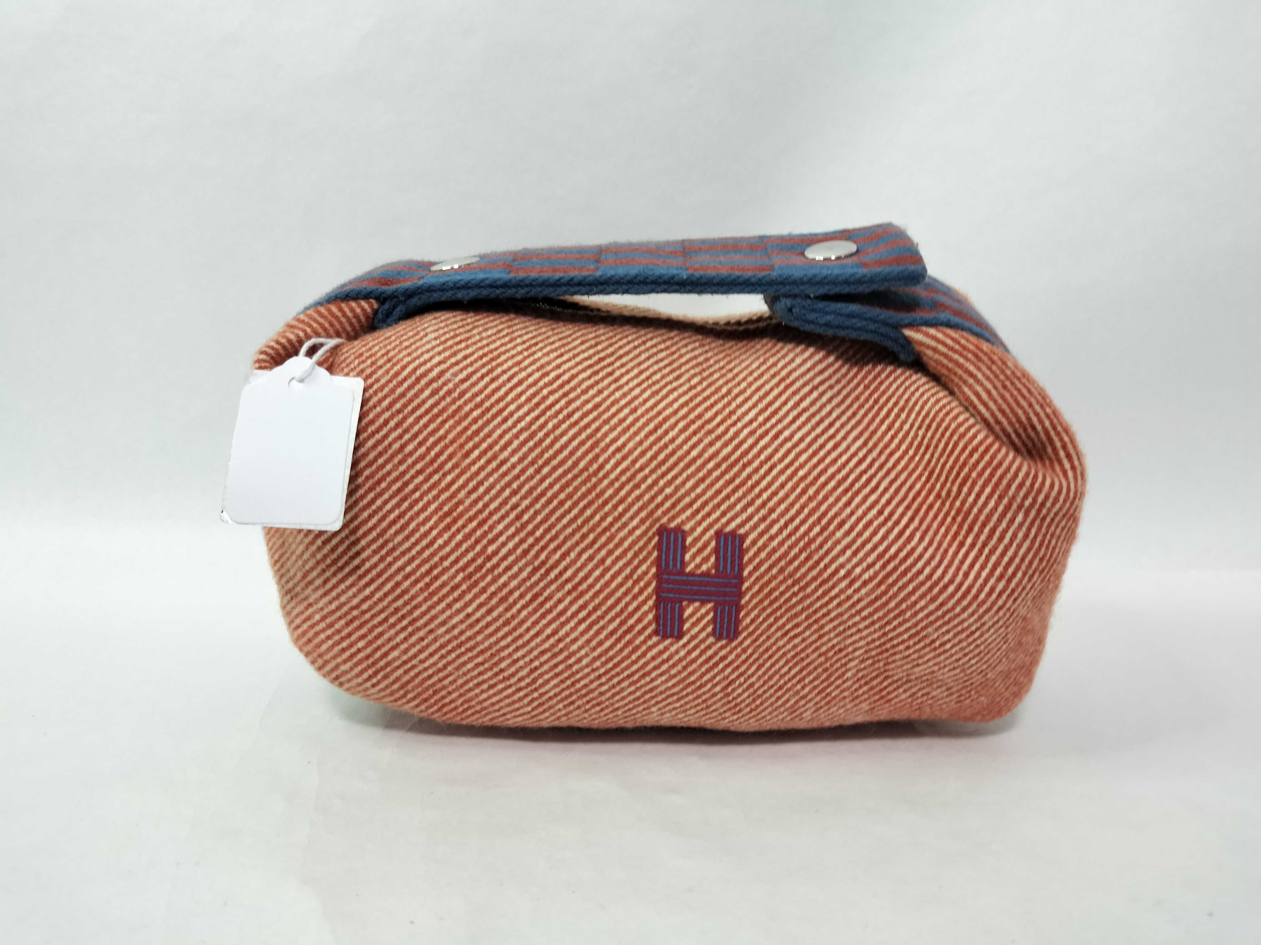 DU- Bride-a-Brac Case red handbag