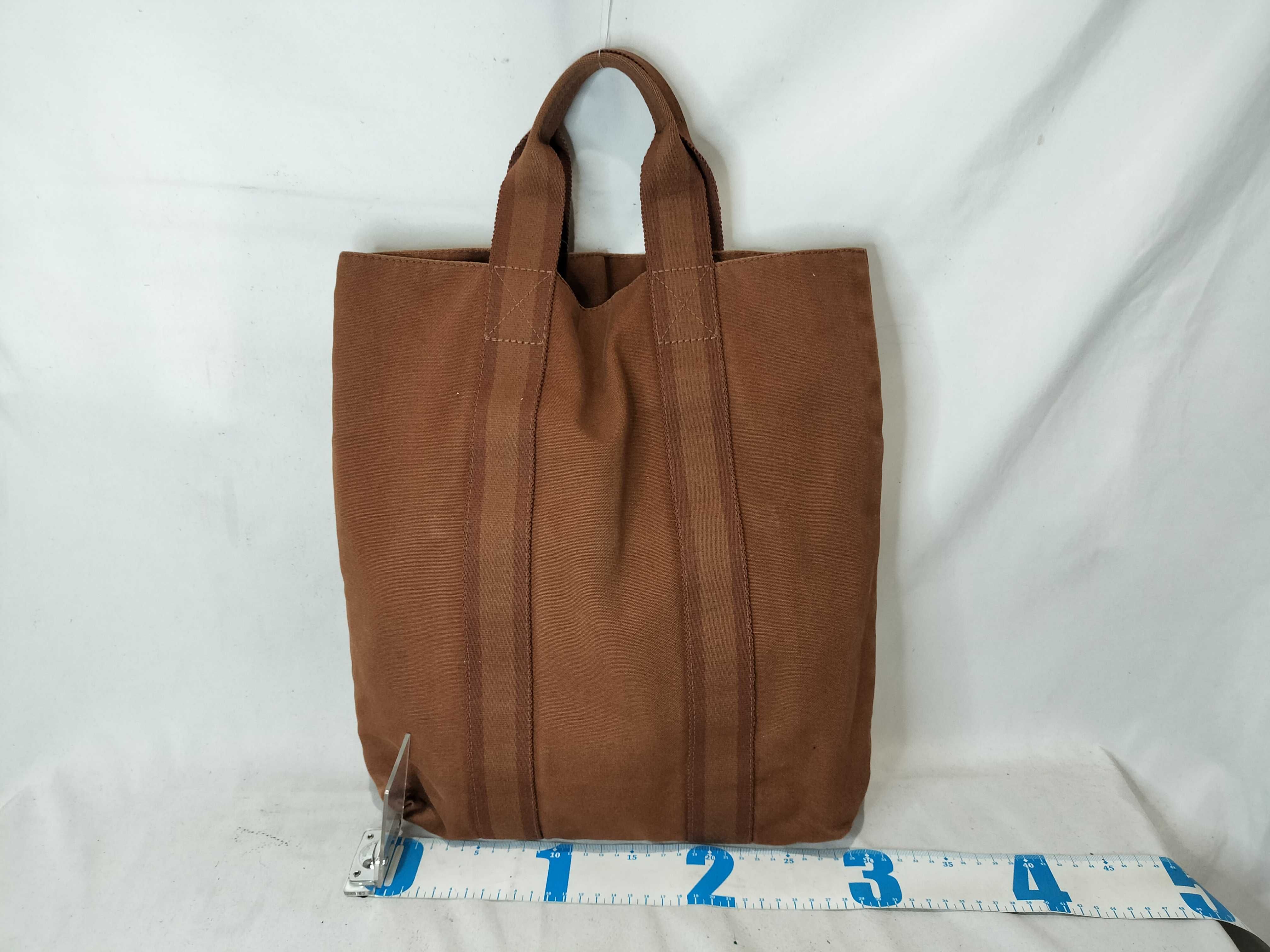 Fourre-Tout Cabas Handbag — view 2