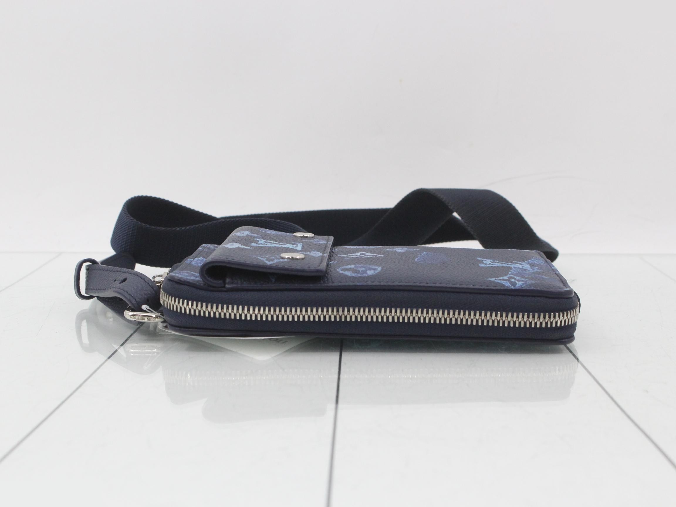 Phone pouch, monogram, watercolor, shoulder bag — view 4
