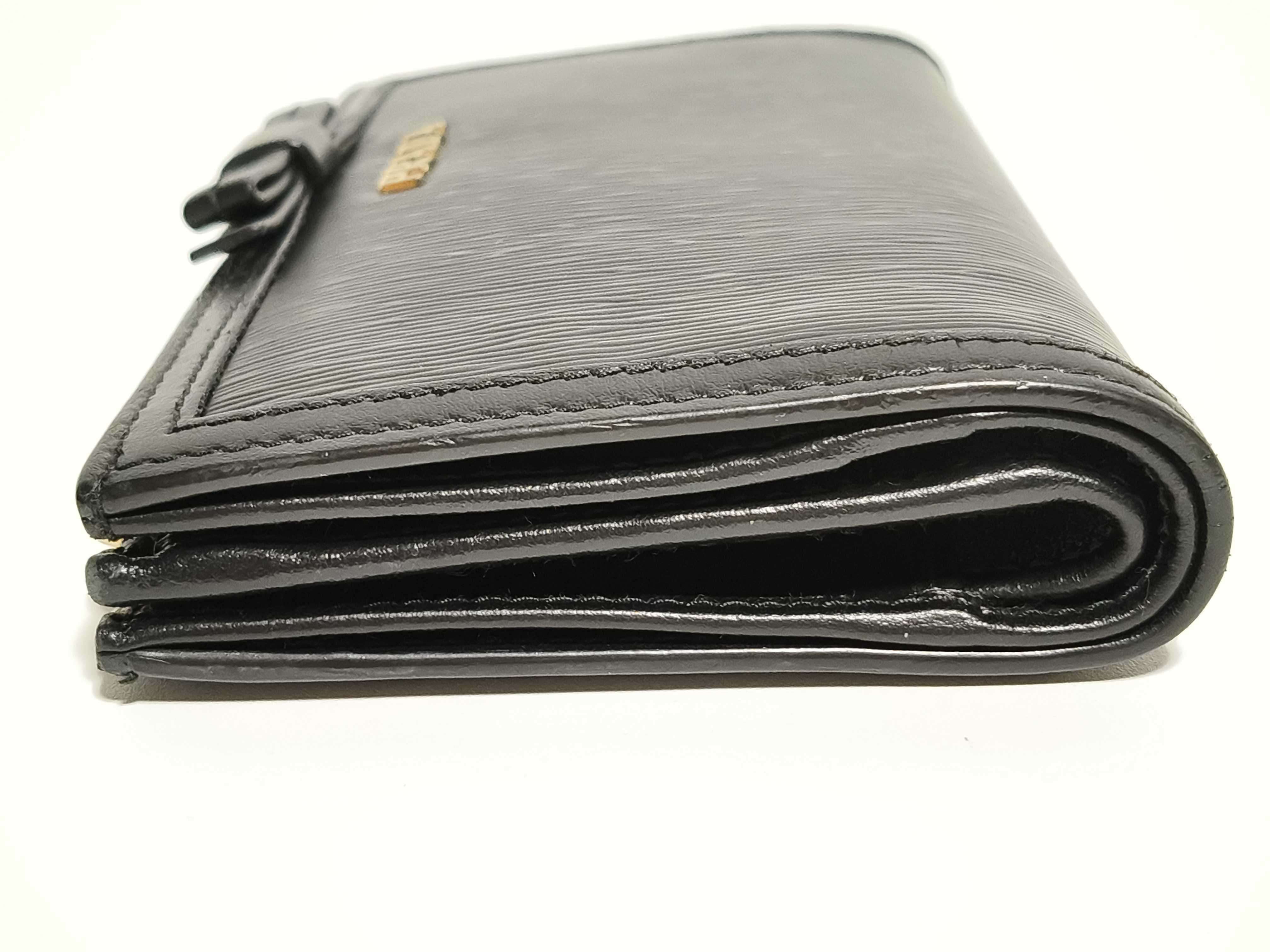 Ribbon Leather Bi-fold Wallet Black Serial Number Box Wallet — view 5