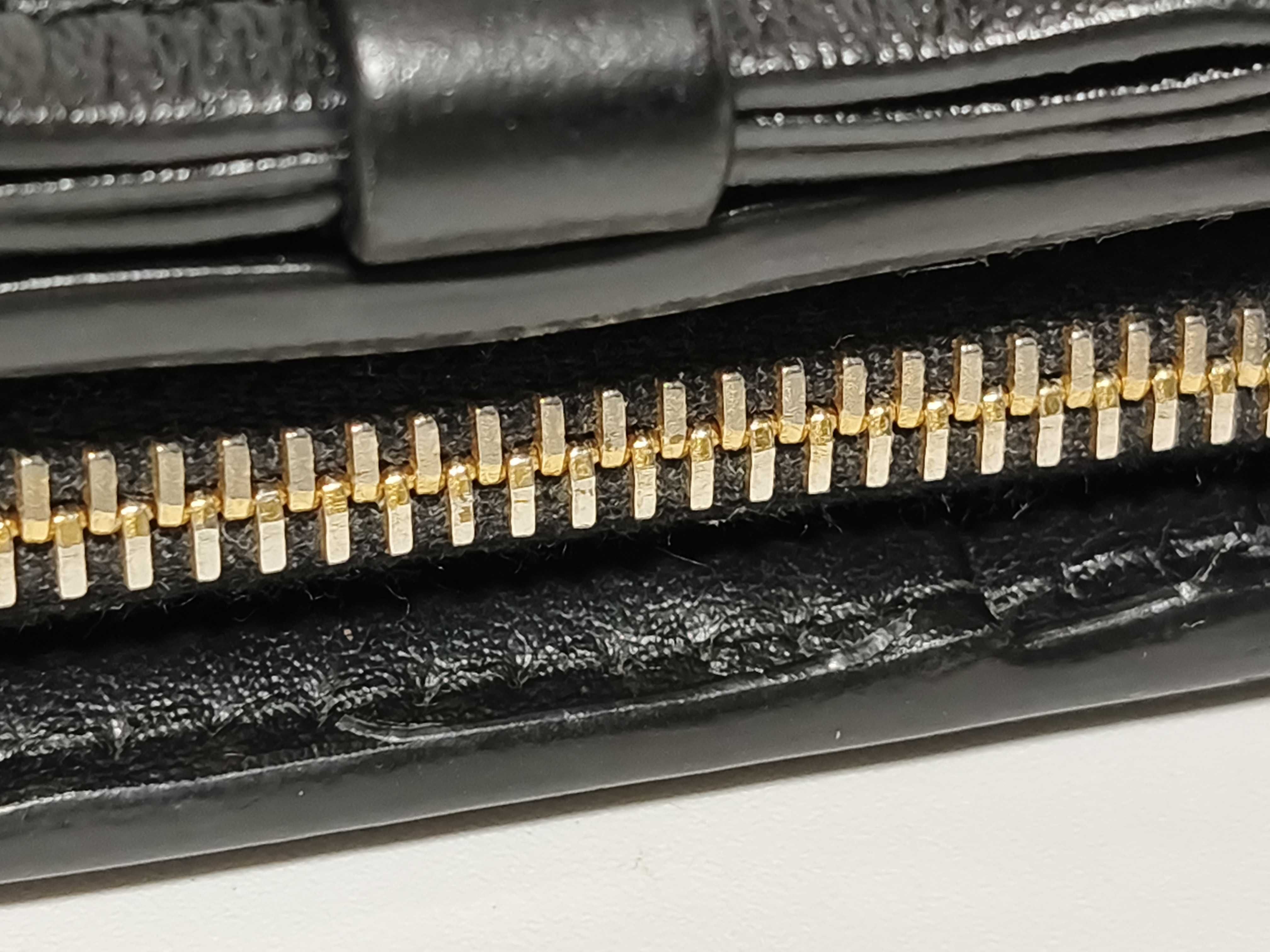 Ribbon Leather Bi-fold Wallet Black Serial Number Box Wallet — view 9