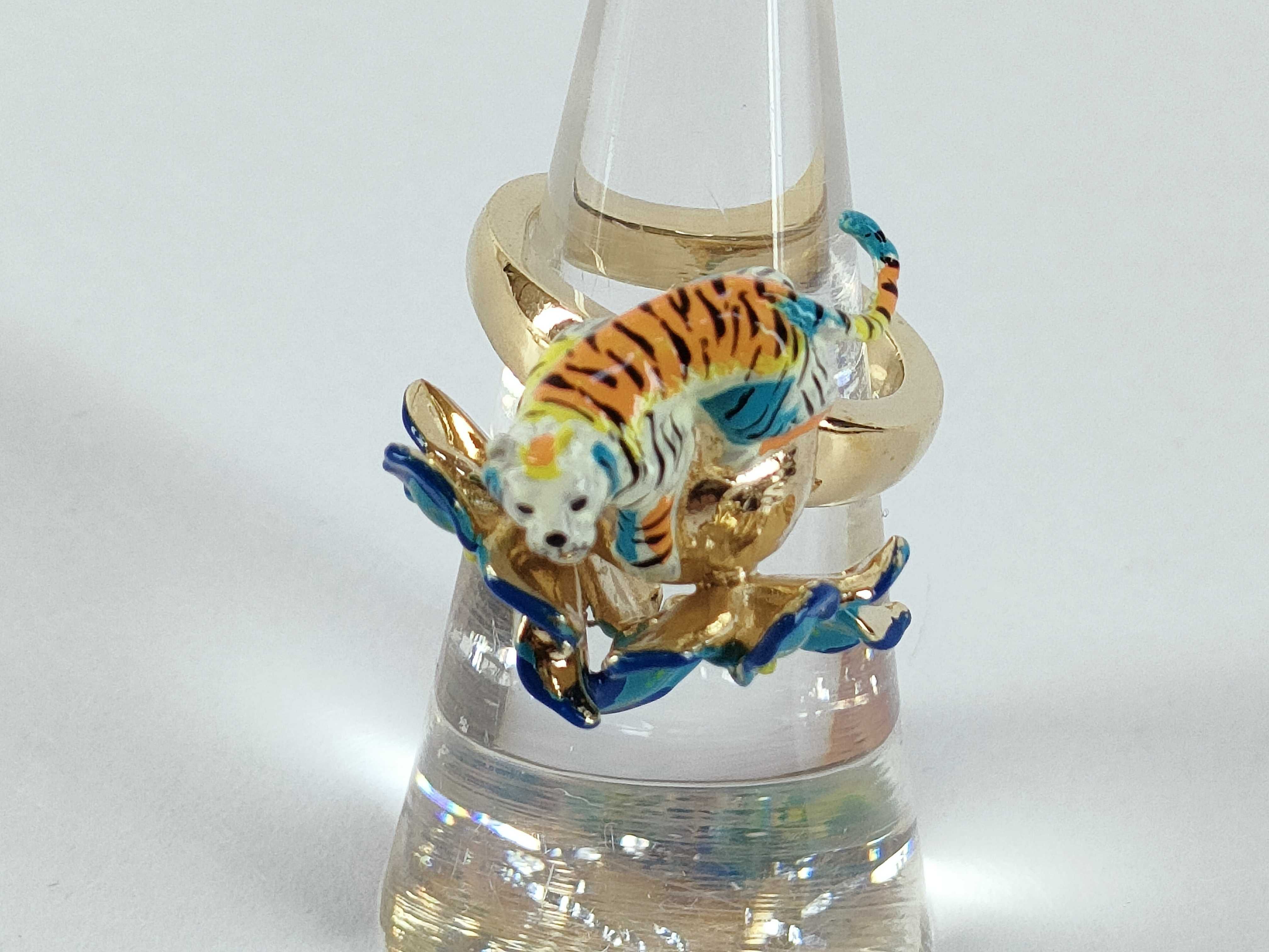 Toile de Jouy Voyage Tiger Flower Ring, Size M