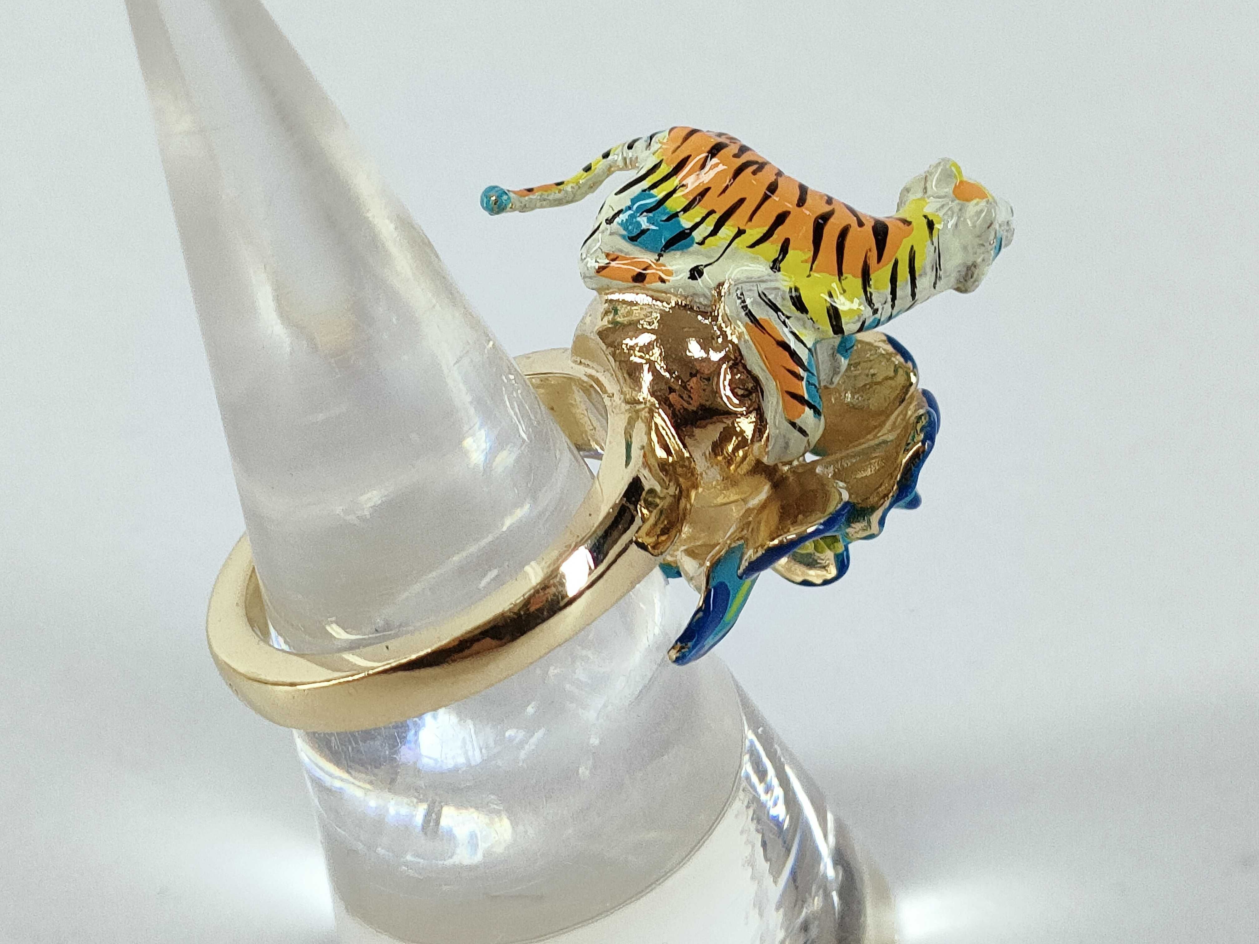 Toile de Jouy Voyage Tiger Flower Ring, Size M — view 3